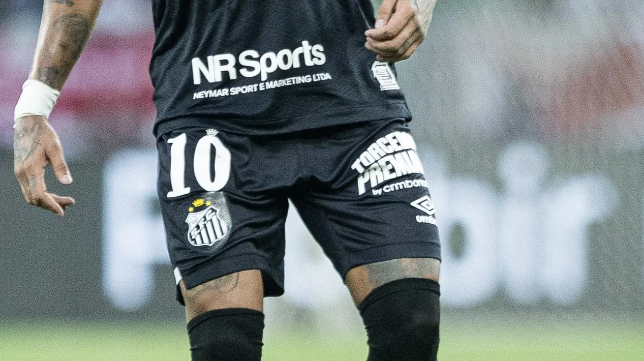 Patrocinadora explica papel de Neymar pai em acordo com Santos e confirma receita mínima