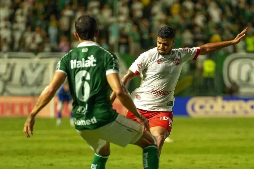 Goiás empata com Náutico e perde chance de se aproximar do G6 da Série B