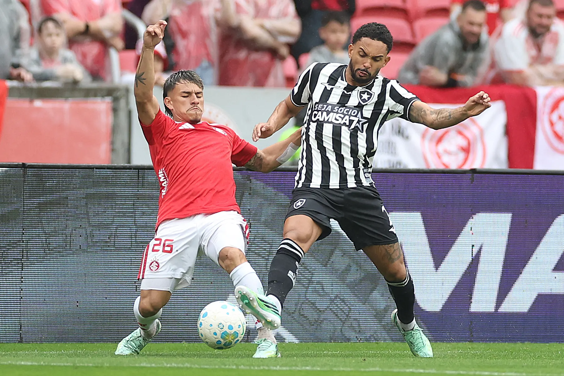 Veja fotos de Internacional x Botafogo pelo Brasileirão