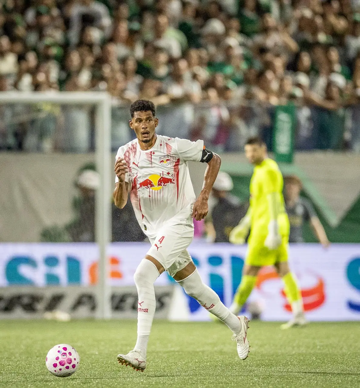 RB Bragantino x Chapecoense: veja onde assistir, prováveis escalações, estatísticas e histórico