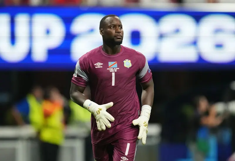 Fifa teria permitido RD Congo na Copa mesmo com goleiro sem documentação, diz jornal
