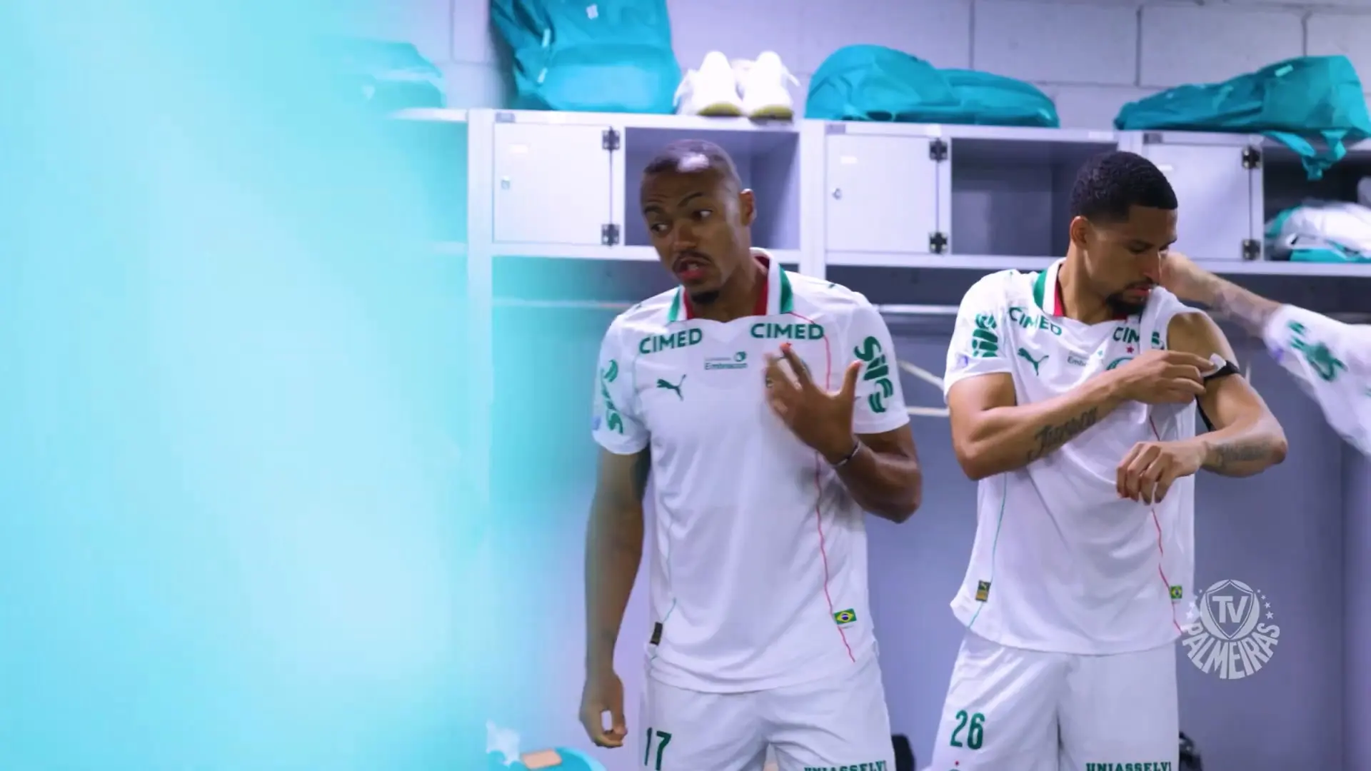 Palmeiras vence o Athletico-PR e segue firme na briga pelo título do Brasileirão