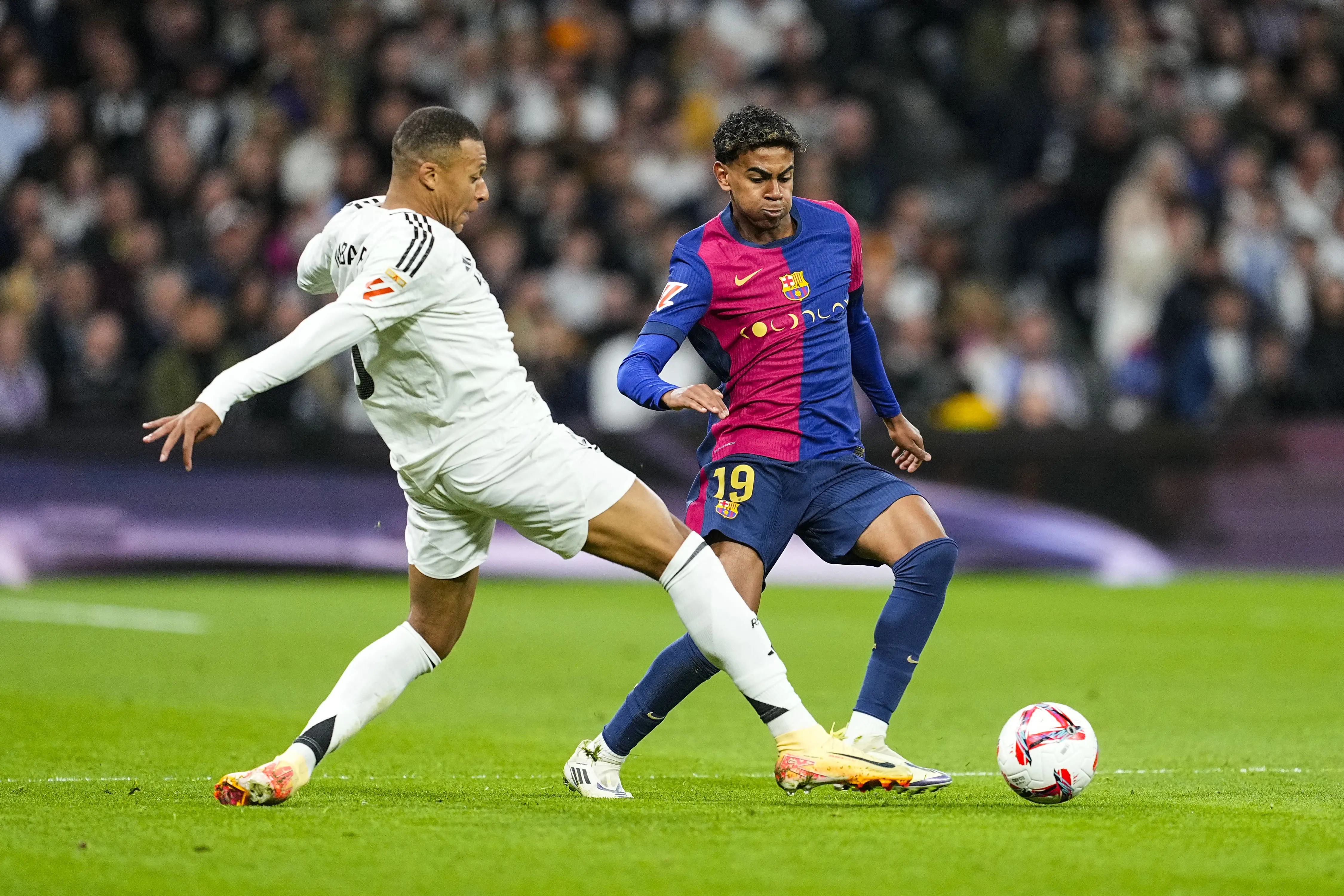 Às vésperas da Bola de Ouro, veja concorrentes que entram em campo no El Clásico