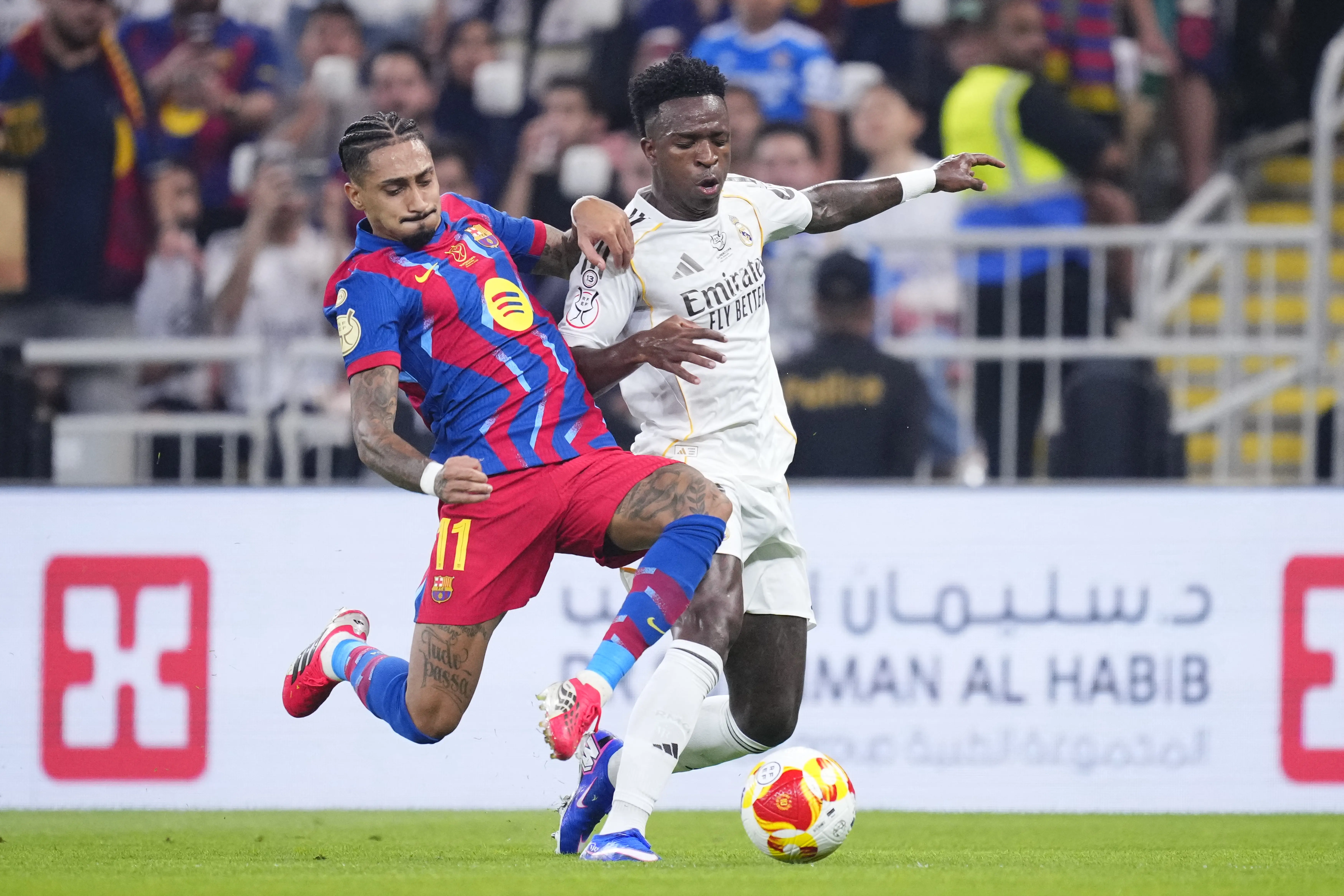 Veja situação dos brasileiros de Real Madrid e Barcelona antes do El Clásico