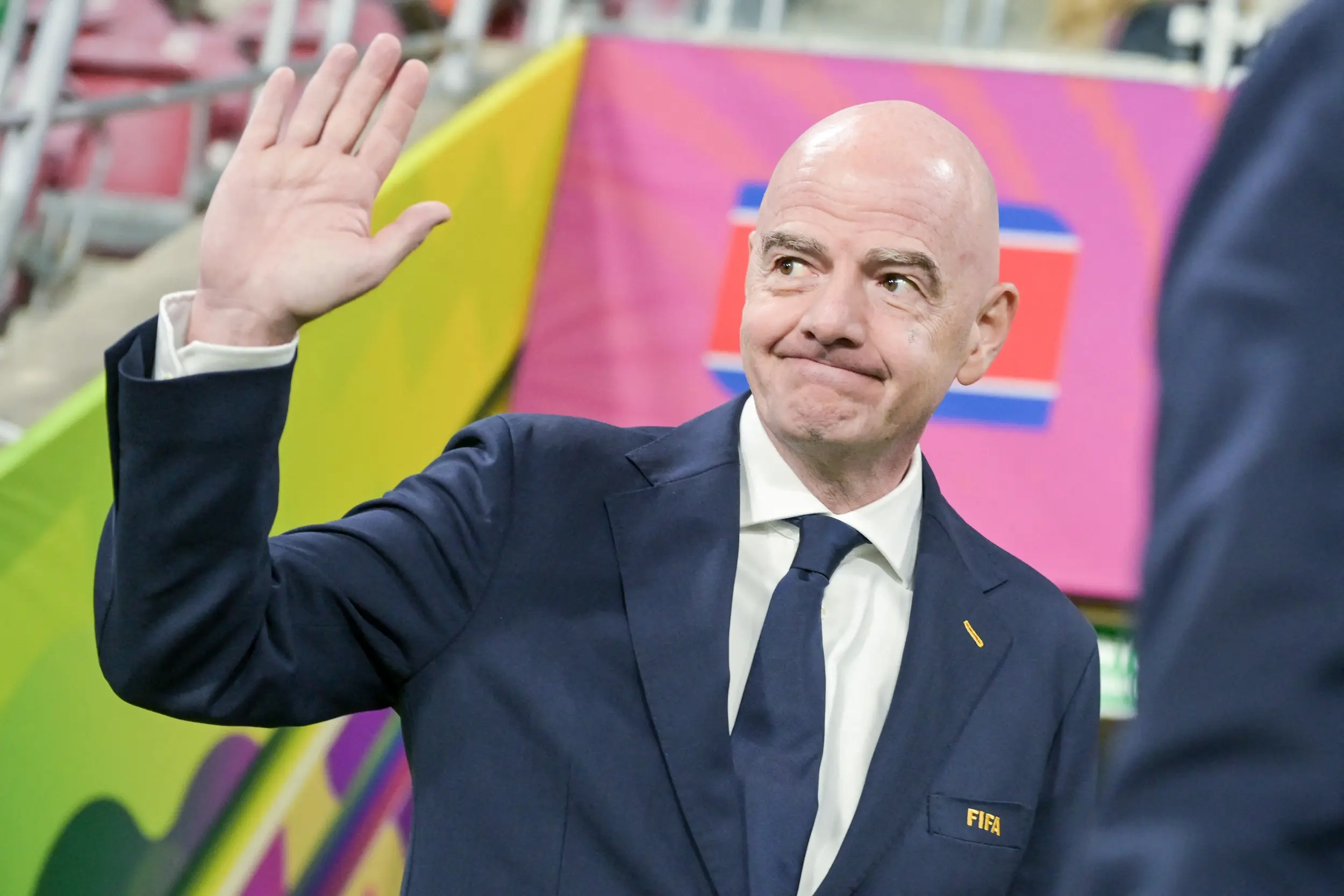 Infantino afirma que conta com amplo apoio para presidir a Fifa