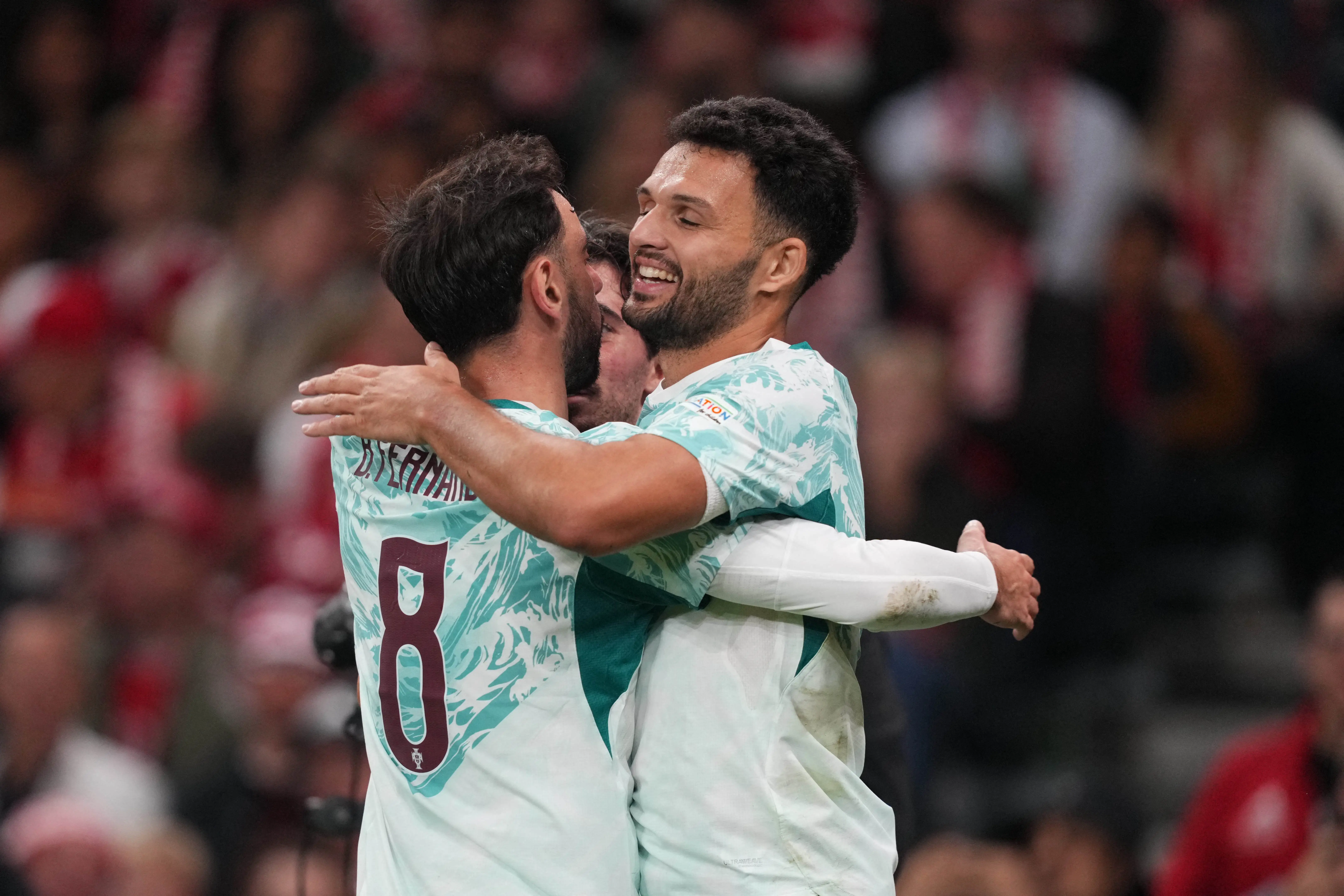 Substituto de CR7 marca, e Portugal goleia Dinamarca pela Liga das Nações