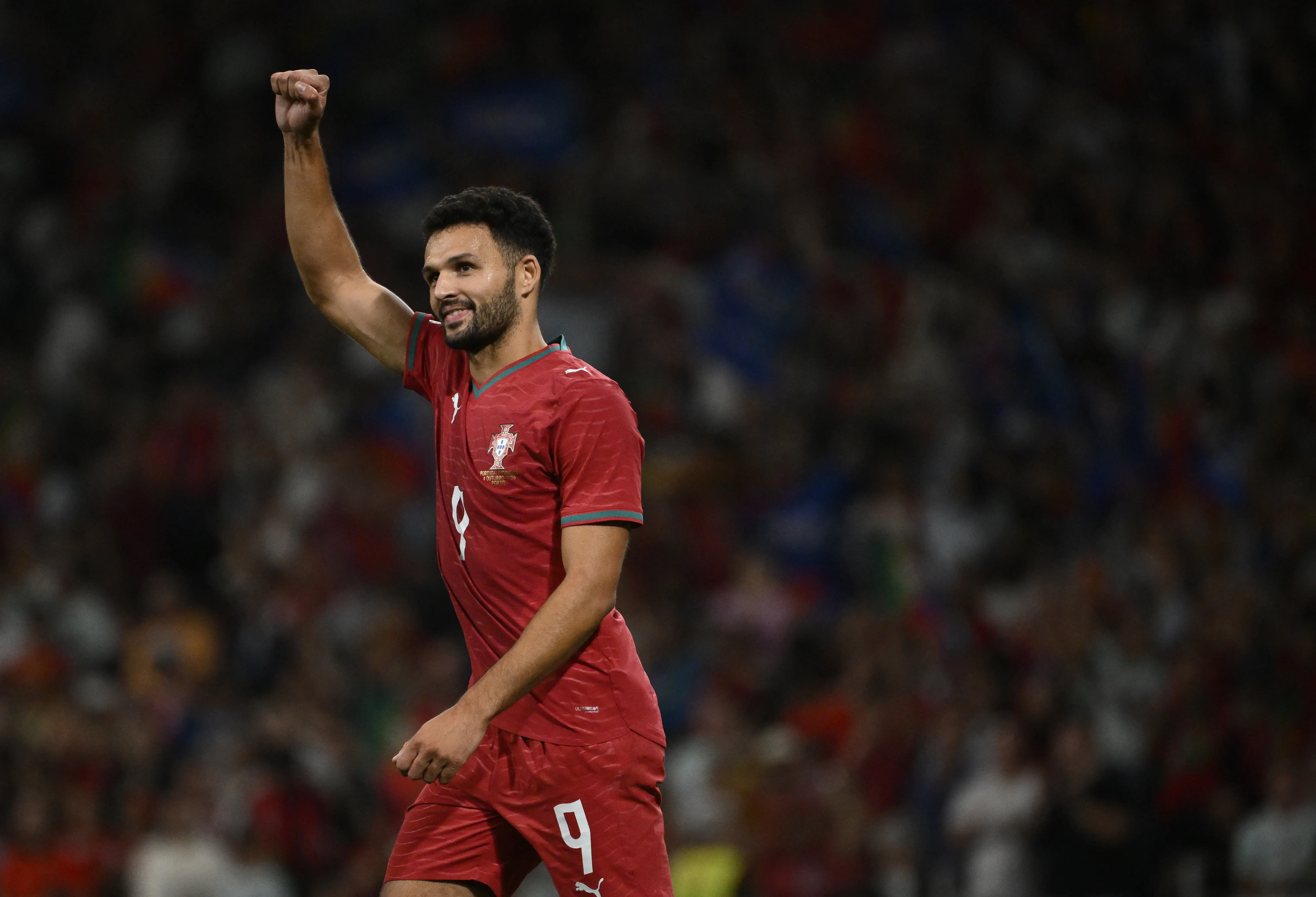 Substituto de CR7 marca, Portugal bate Noruega e já garante ida às quartas