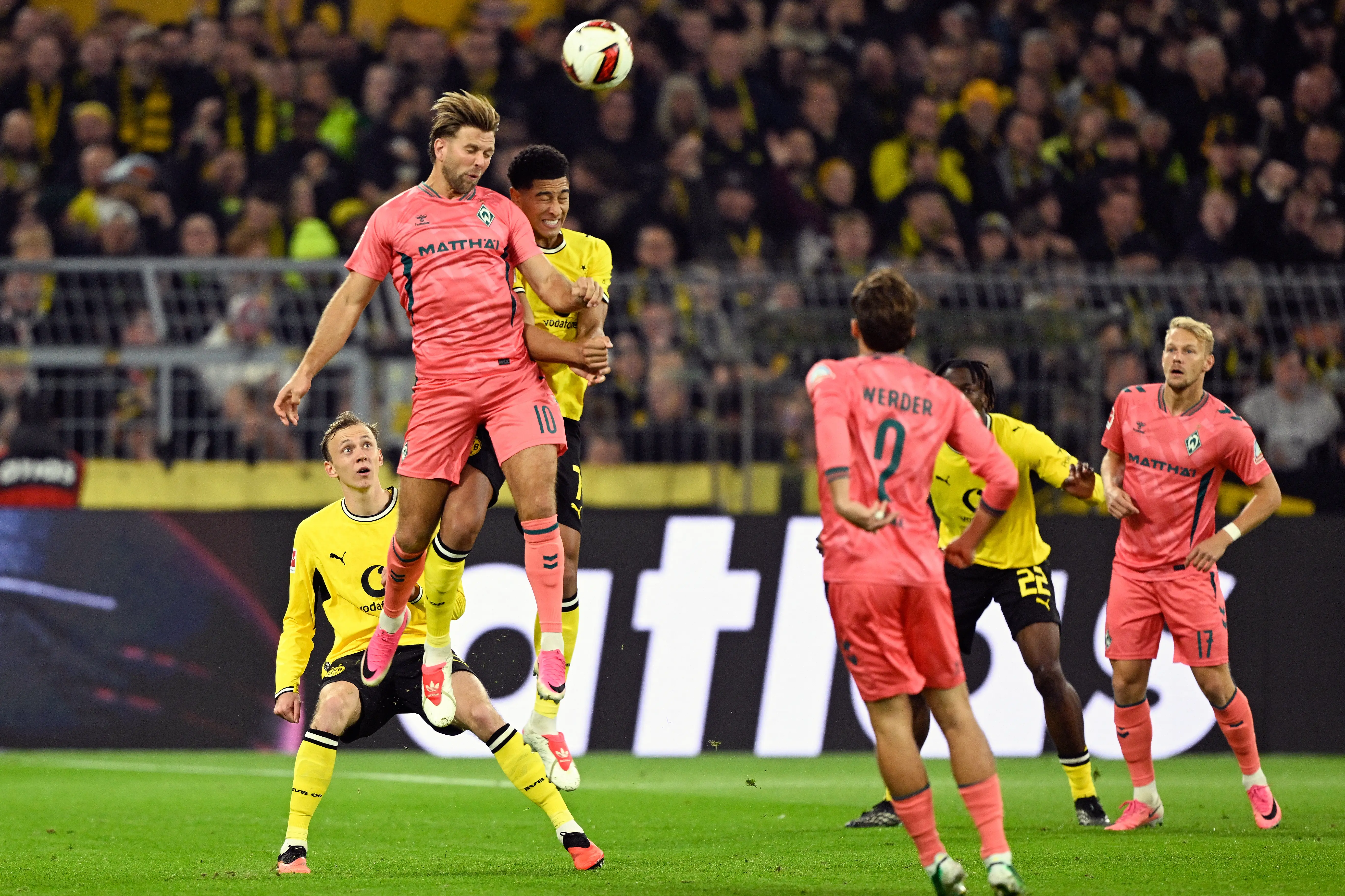 Veja fotos de Borussia Dortmund x Werder Bremen pelo Alemão