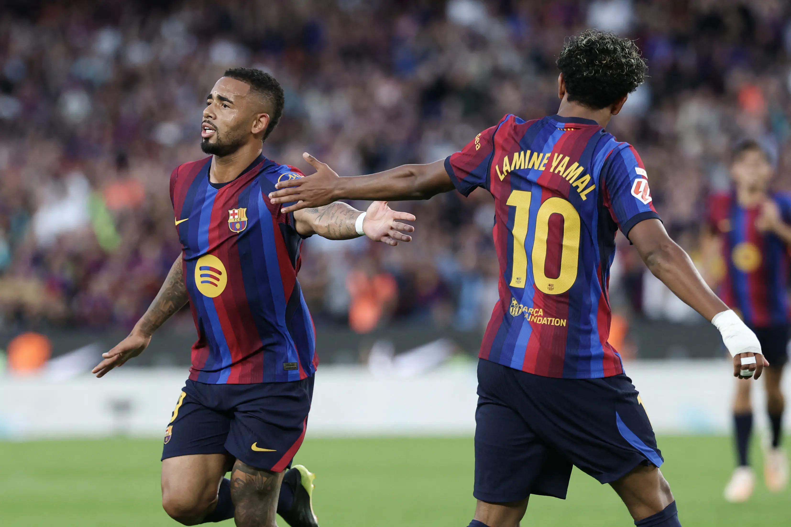 Galatasaray x Barcelona: onde assistir, escalações e horário pela Liga dos Campeões