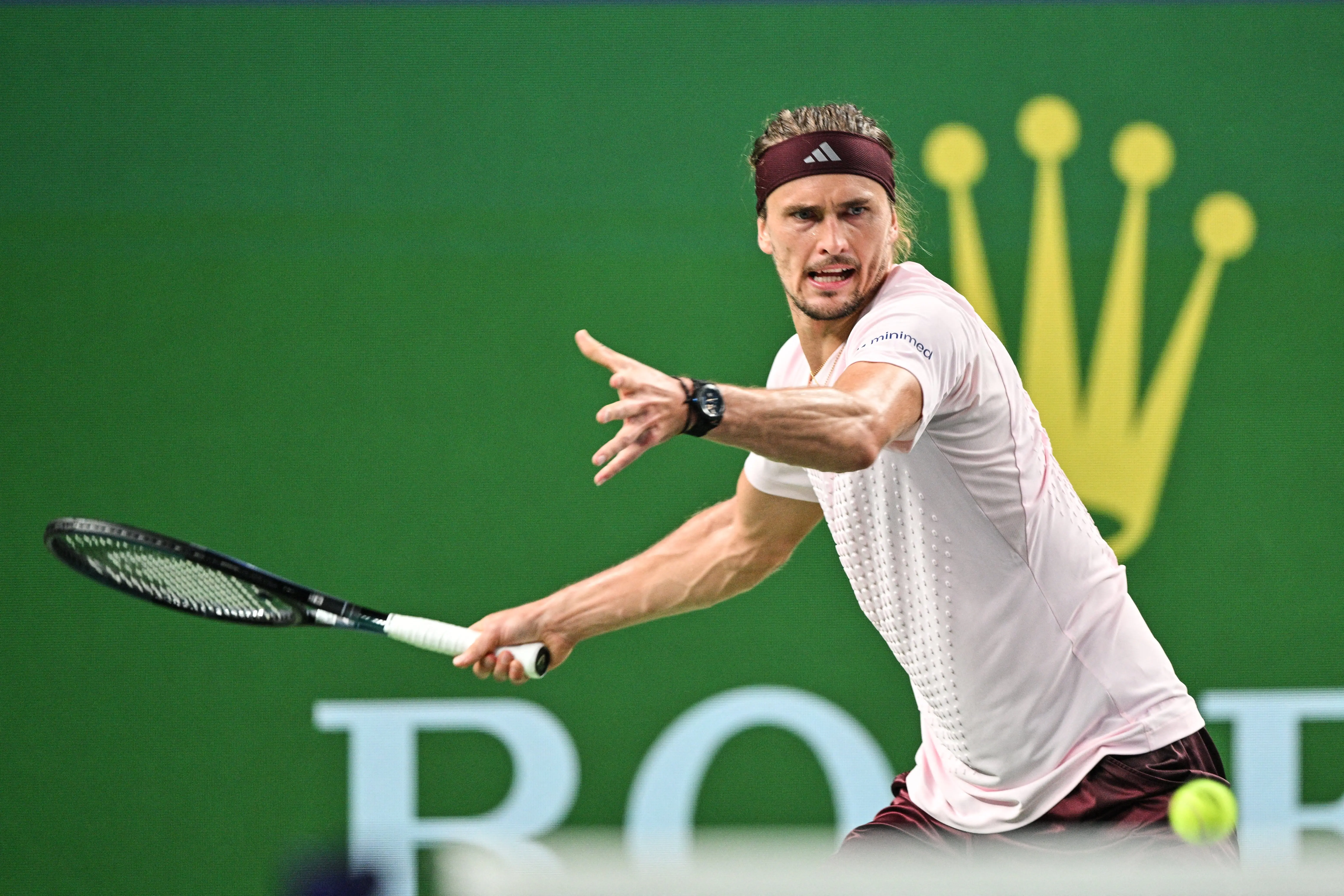 Zverev avança às oitavas do Masters 1000 de Xangai; Shelton é eliminado