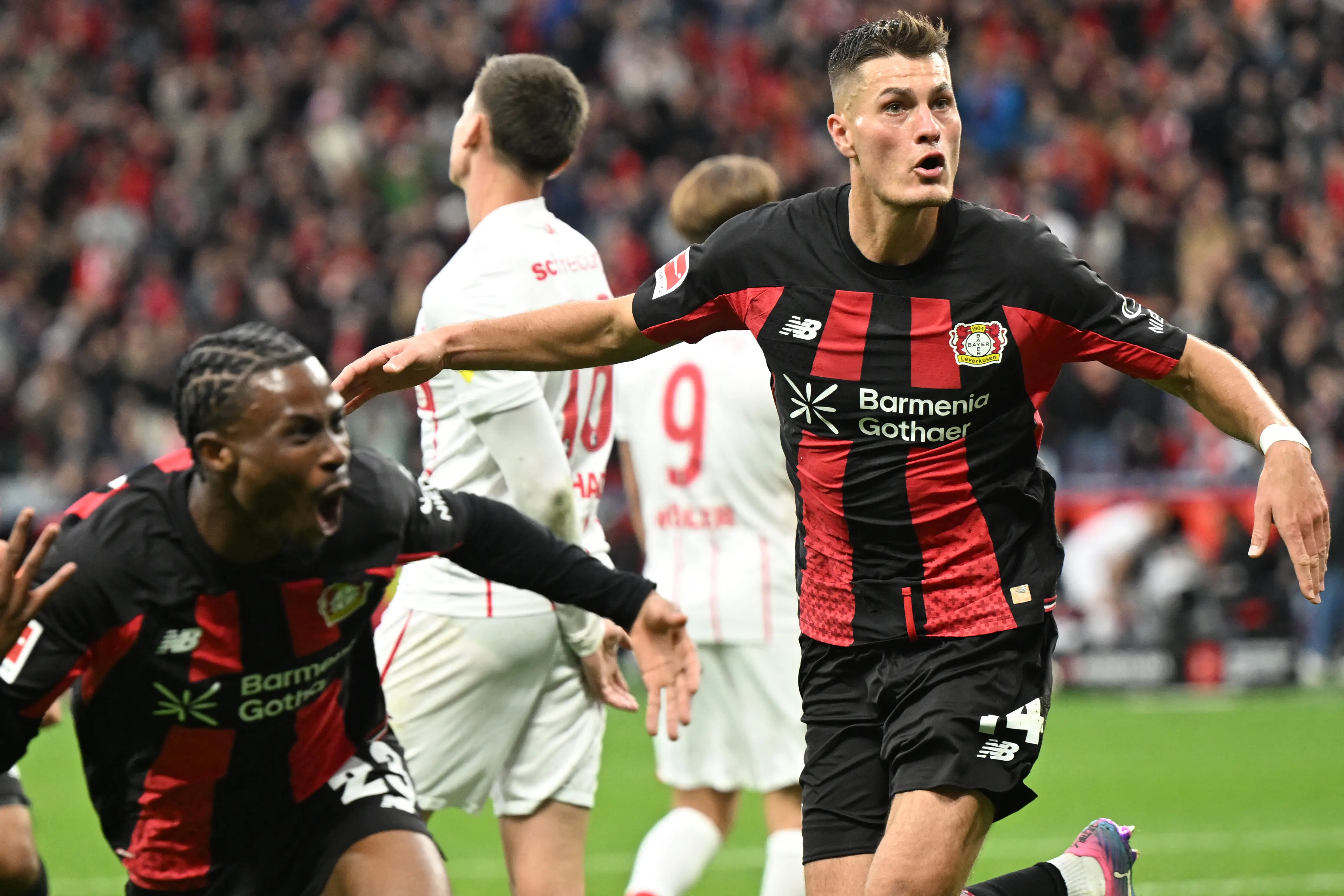 Leverkusen bate Freiburg e ajuda Bayern de Munique a assumir liderança isolada do Alemão