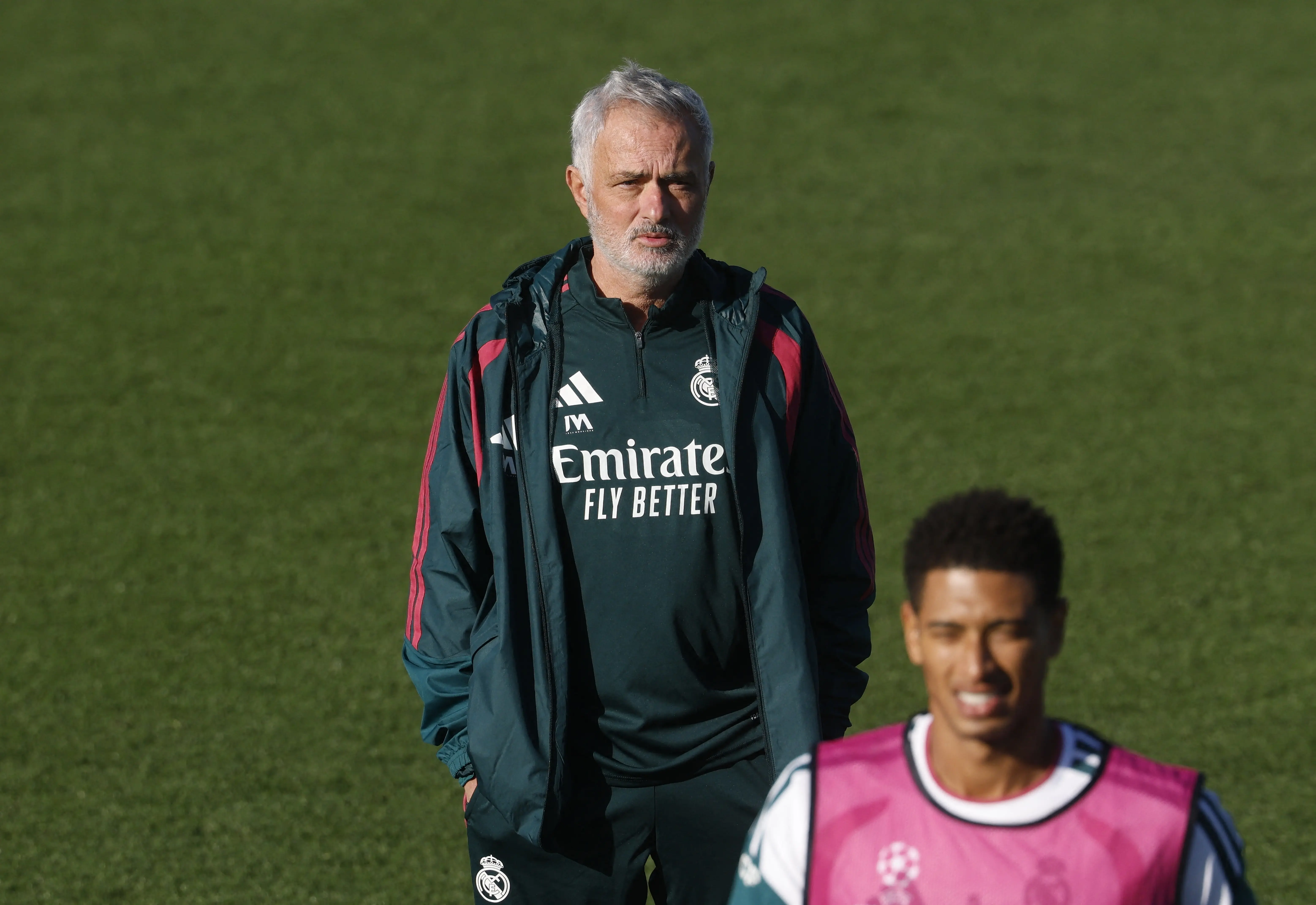 Mourinho diz que Vinícius não é intocável, mas garante brasileiro como titular
