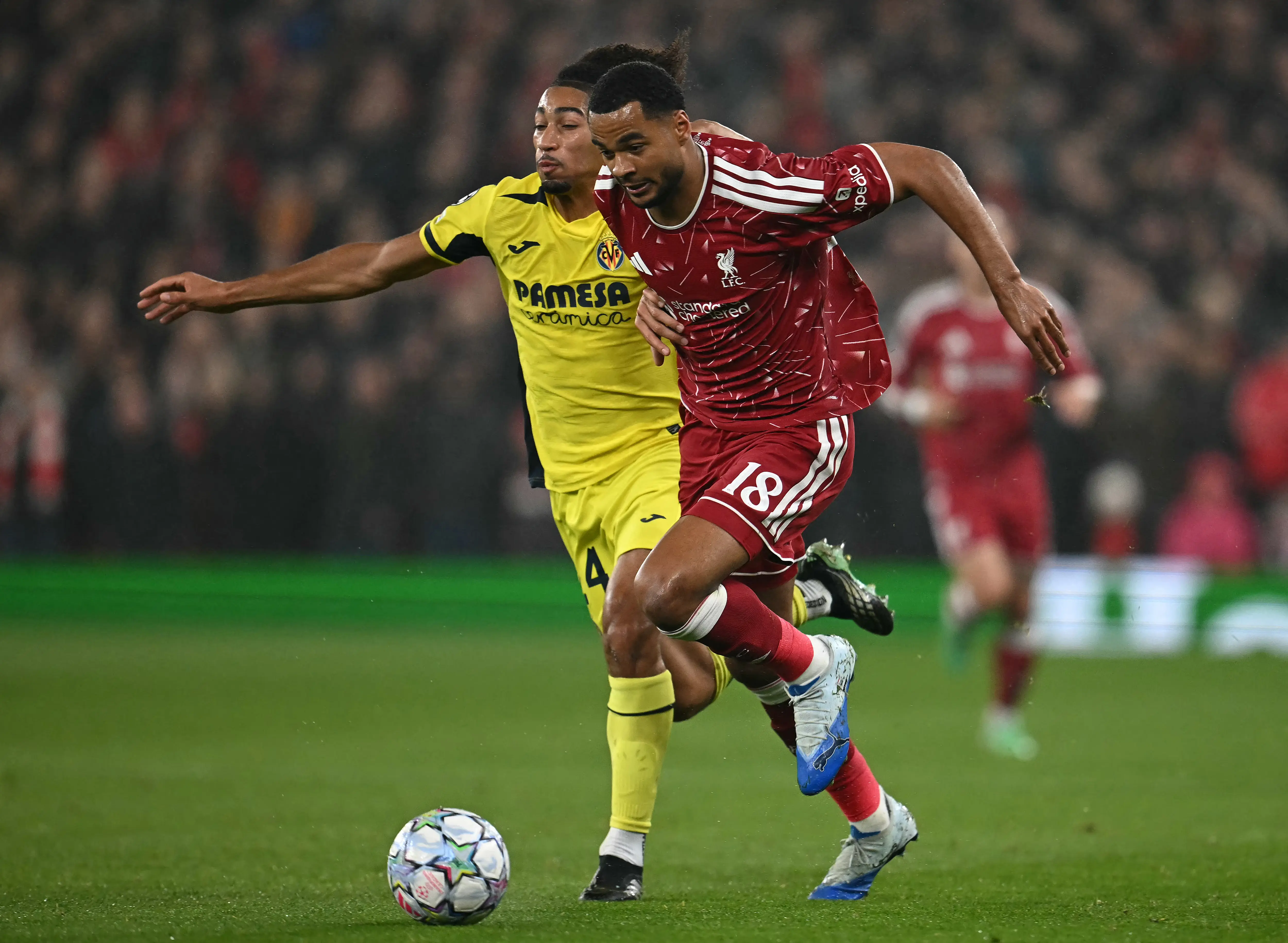 Veja fotos do jogo entre Liverpool e Villarreal pela Liga dos Campeões