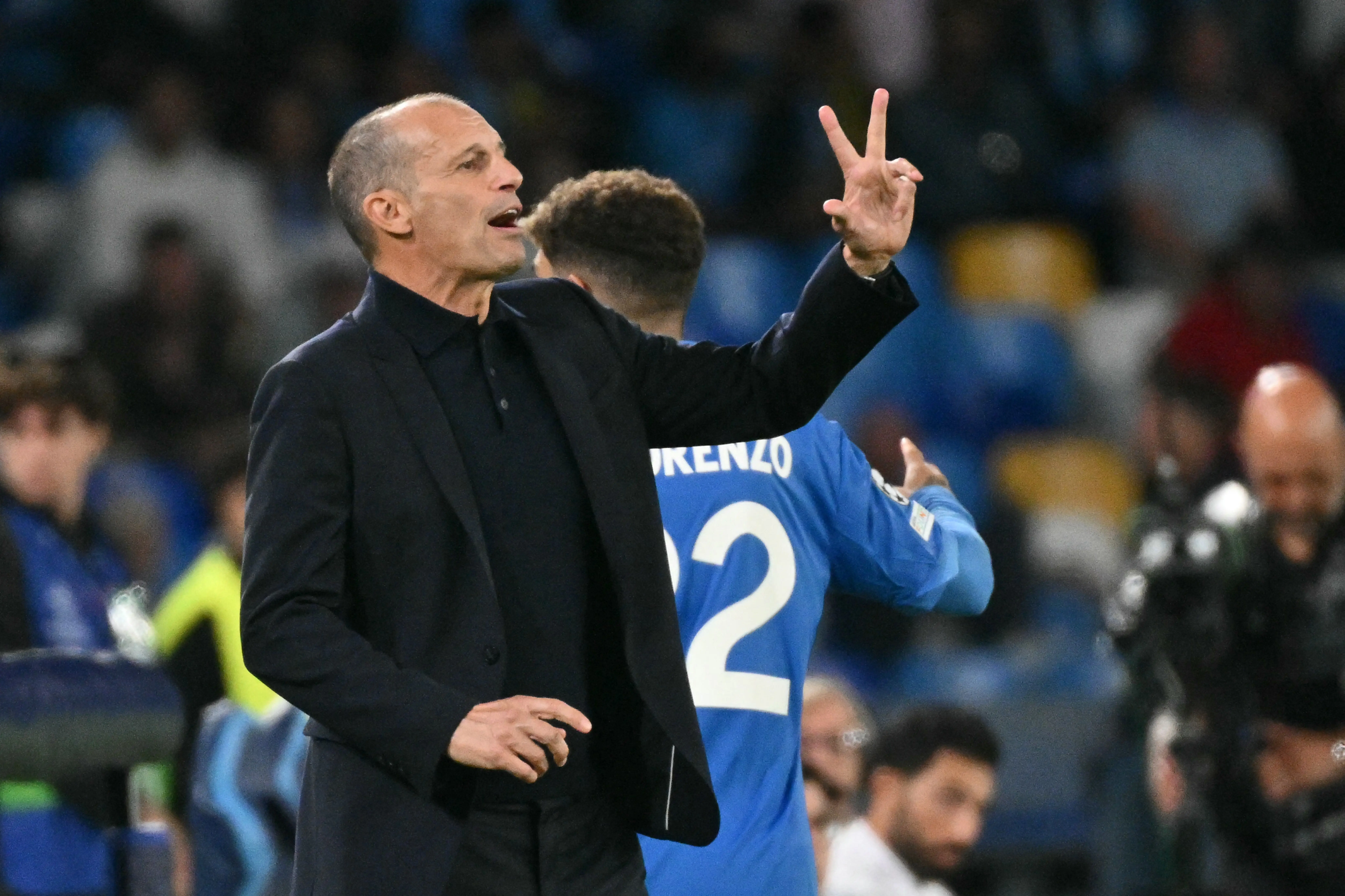 Técnico do Napoli é suspenso por 2 jogos após expulsão contra Roma