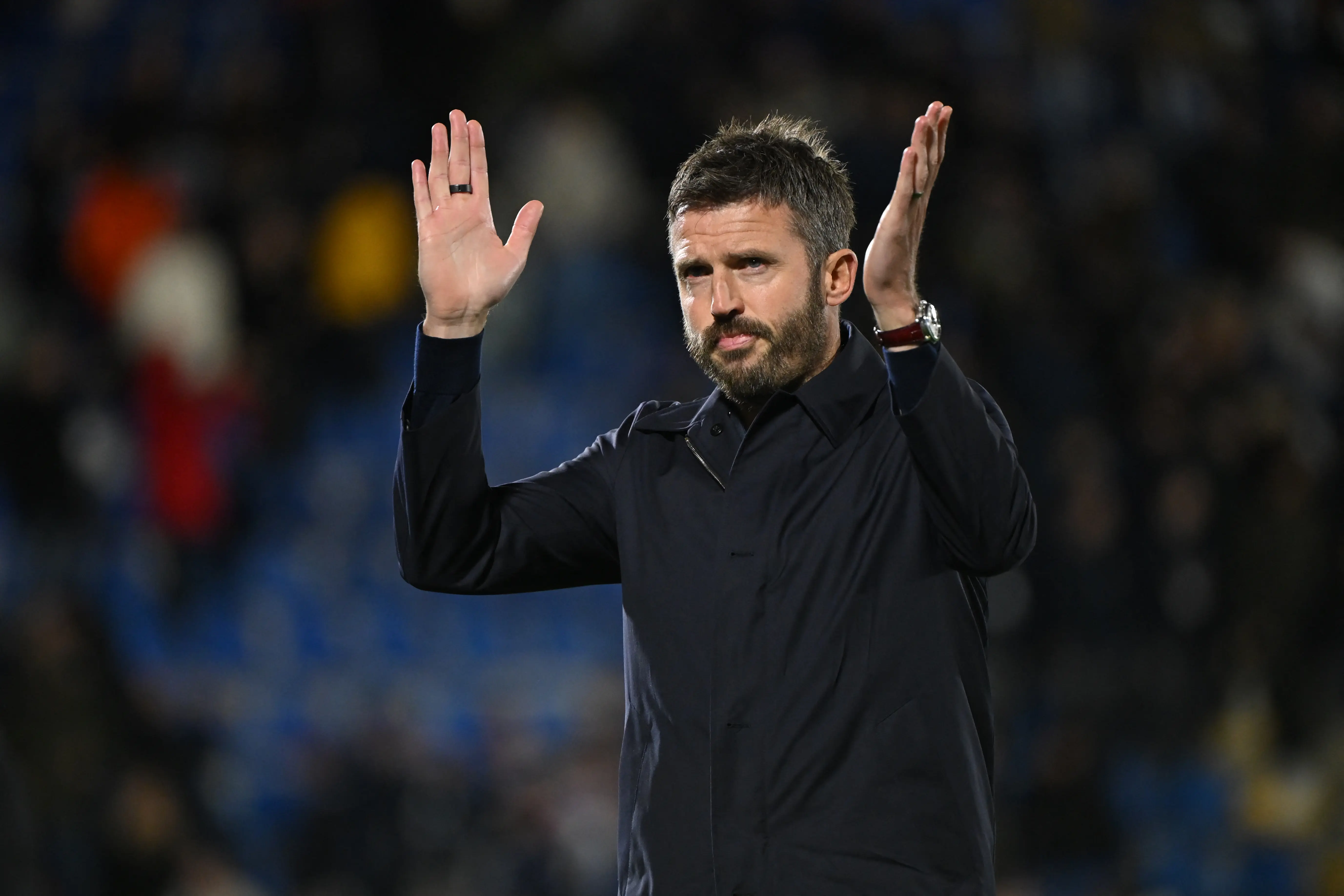 Cinco meses após efetivação, técnico vê cargo em risco no Manchester United
