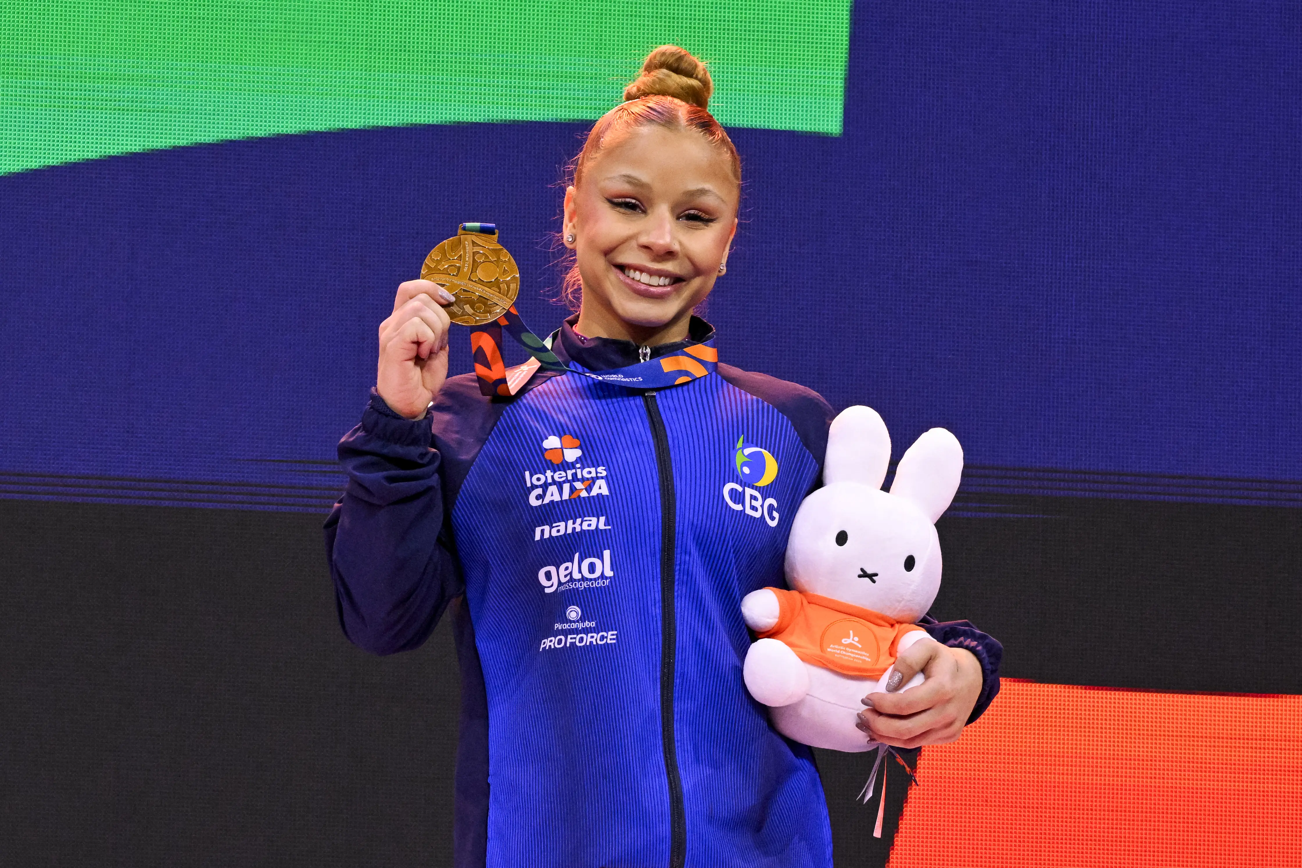 Mundial de Ginástica Artística traz medalha de bronze para Flávia Saraiva na trave em Roterdã​‌​