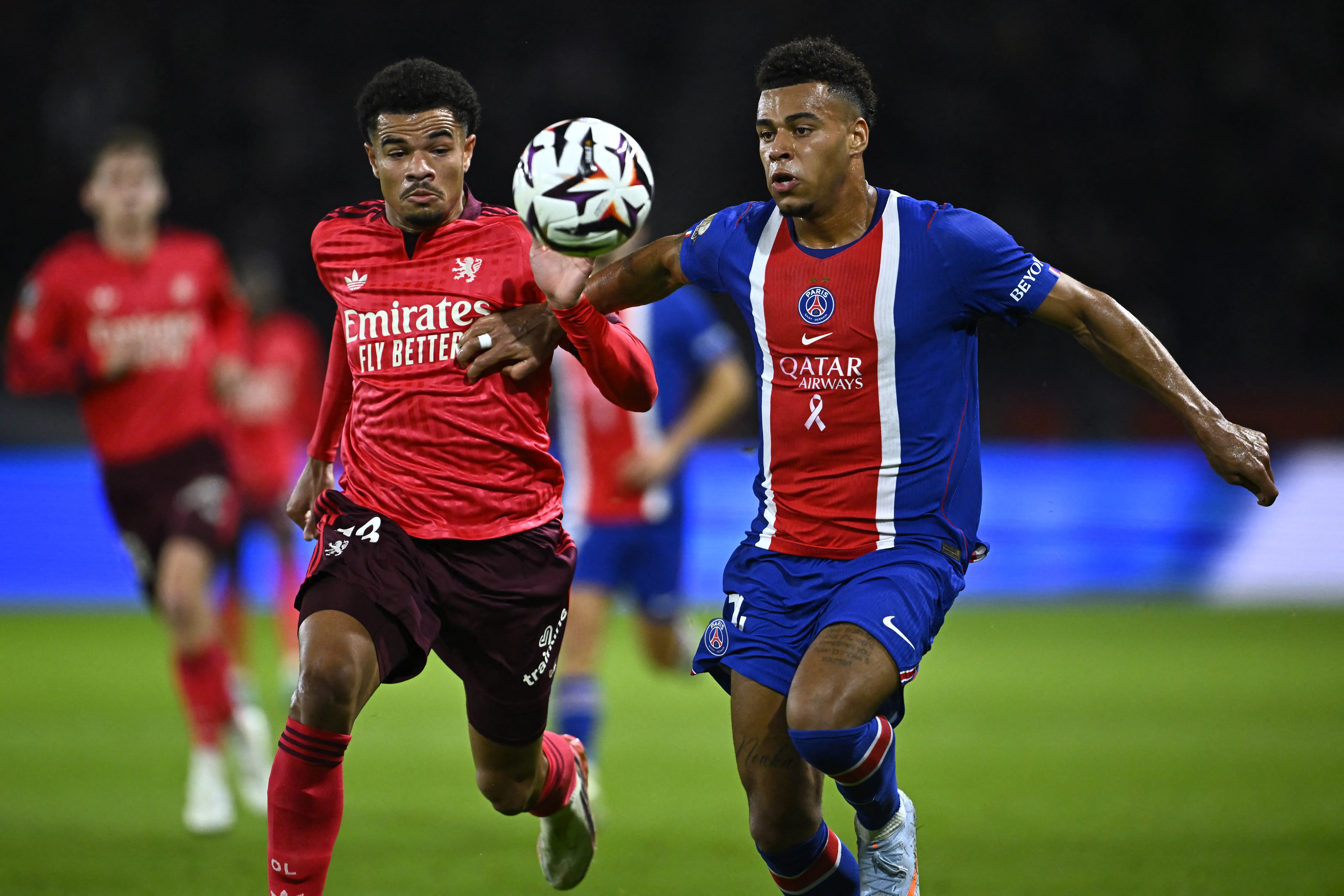 Veja fotos do duelo entre PSG e Lyon pelo fancês