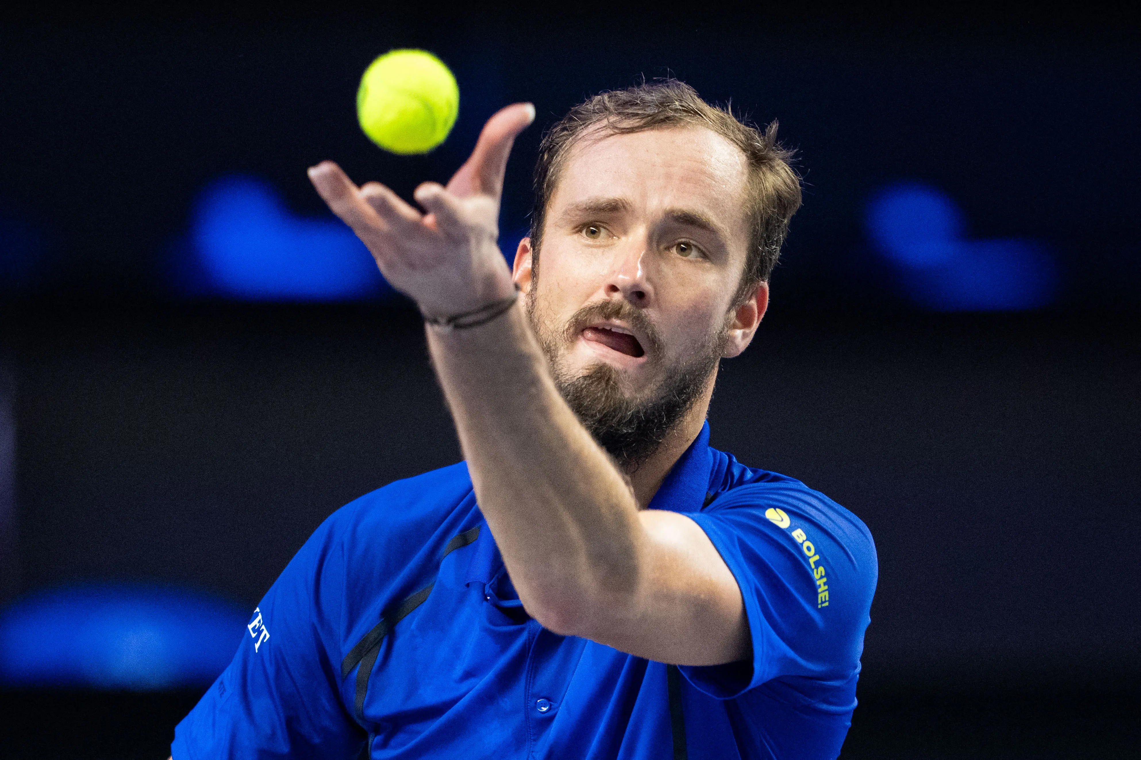 Medvedev avança à semifinal do ATP 500 de Viena e garante vaga no Finals