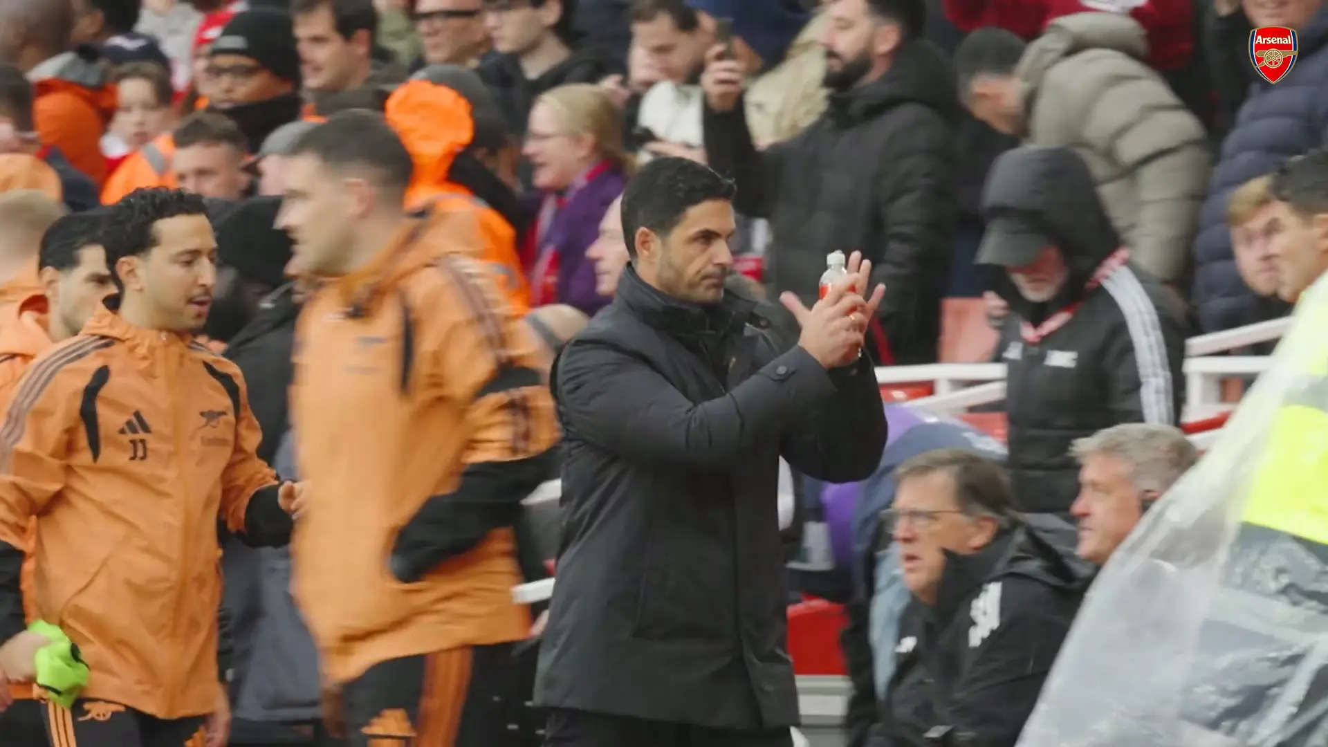 Bastidores: Arteta e equipa técnica reagem à vitória do Arsenal por 2 a 0 sobre o Everton