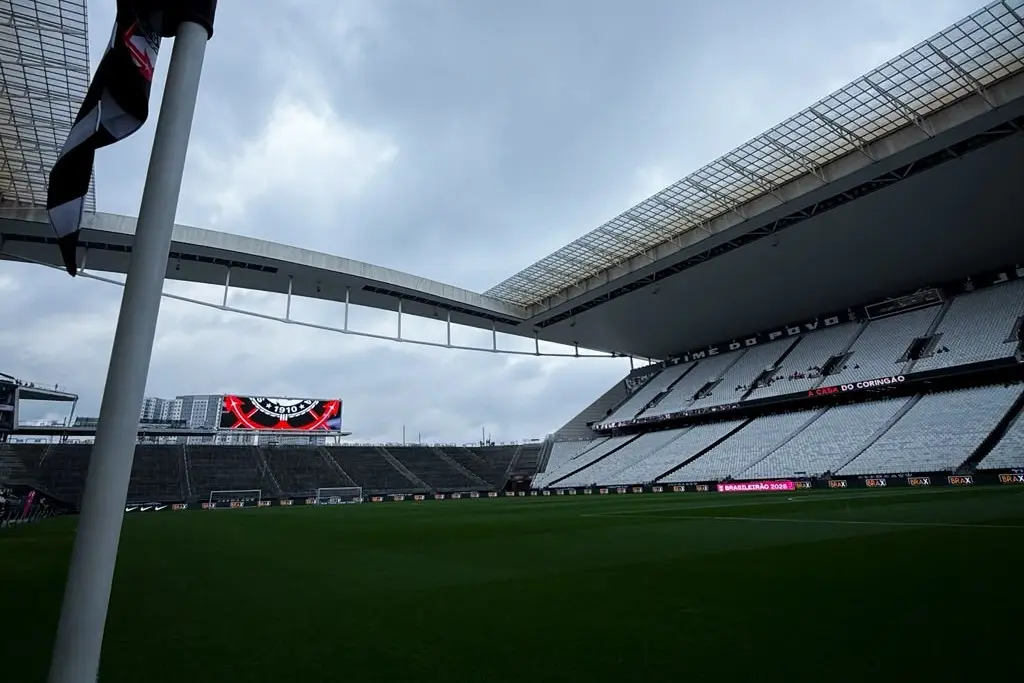Seedorf escala Corinthians com mudança para enfrentar o Mirassol; veja times