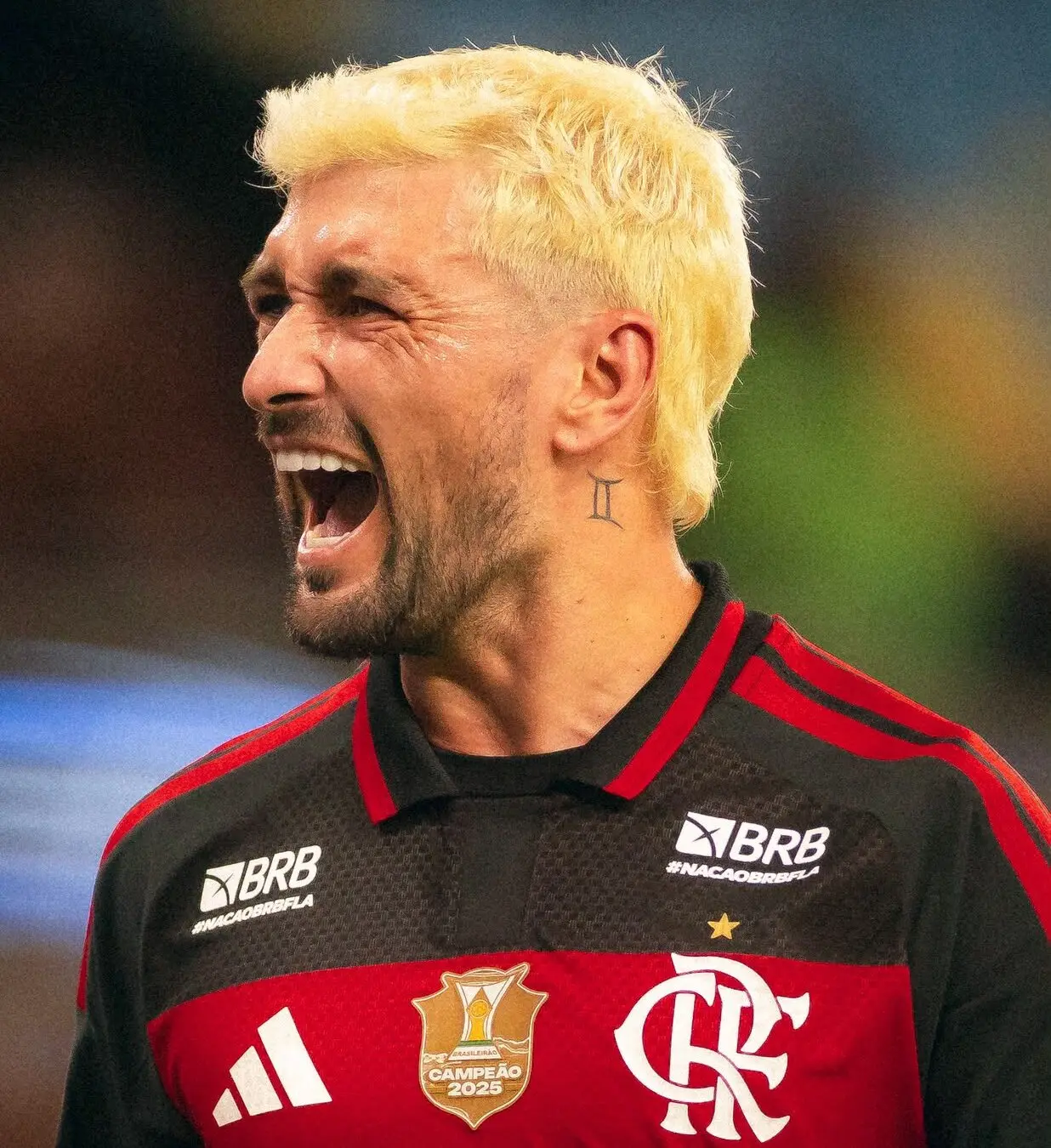 Arrascaeta valoriza vitória do Flamengo e evita comentar disputa com Palmeiras: “Não interessa”