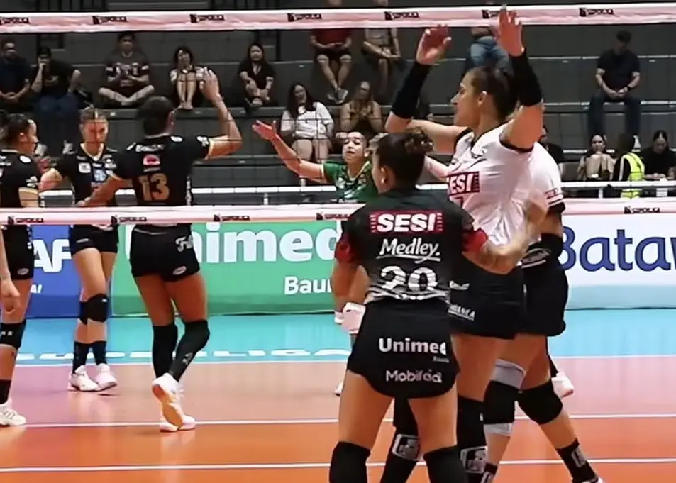 Bauru supera Londrina de virada e mantém aproveitamento perfeito na Superliga feminina