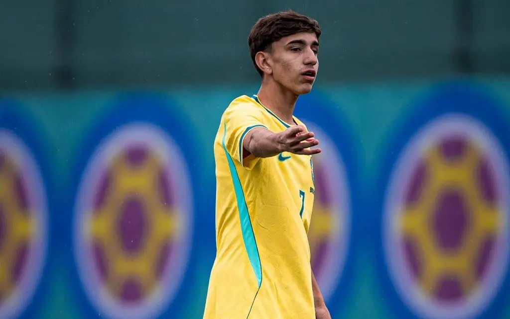 Joia do Santos soma dez participações em gols e avança com Brasil em torneio sub-15