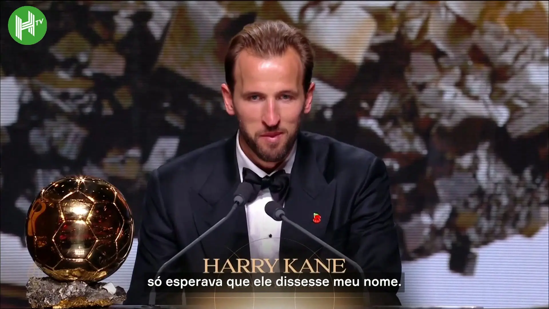 Kane ao receber Bola de Ouro de Ronaldo: “Sonho realizado”