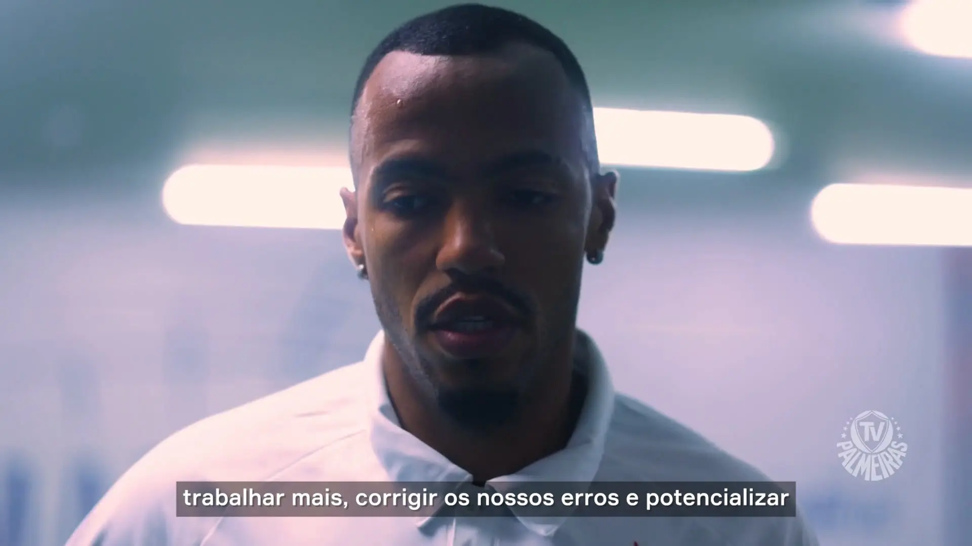 Marlon Freitas celebra ‘vitória maiúscula’ do Palmeiras no Maracanã
