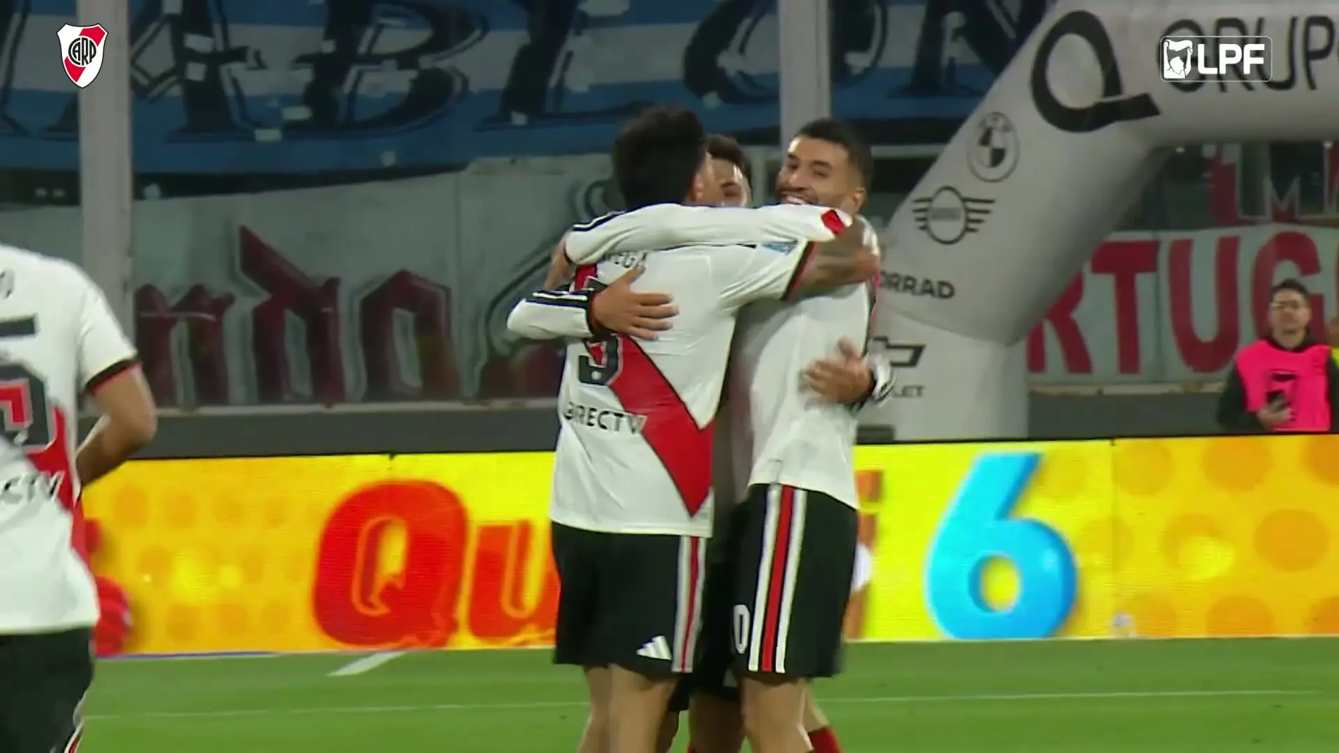 River Plate goleia o anfitrião Belgrano por 3 a 0