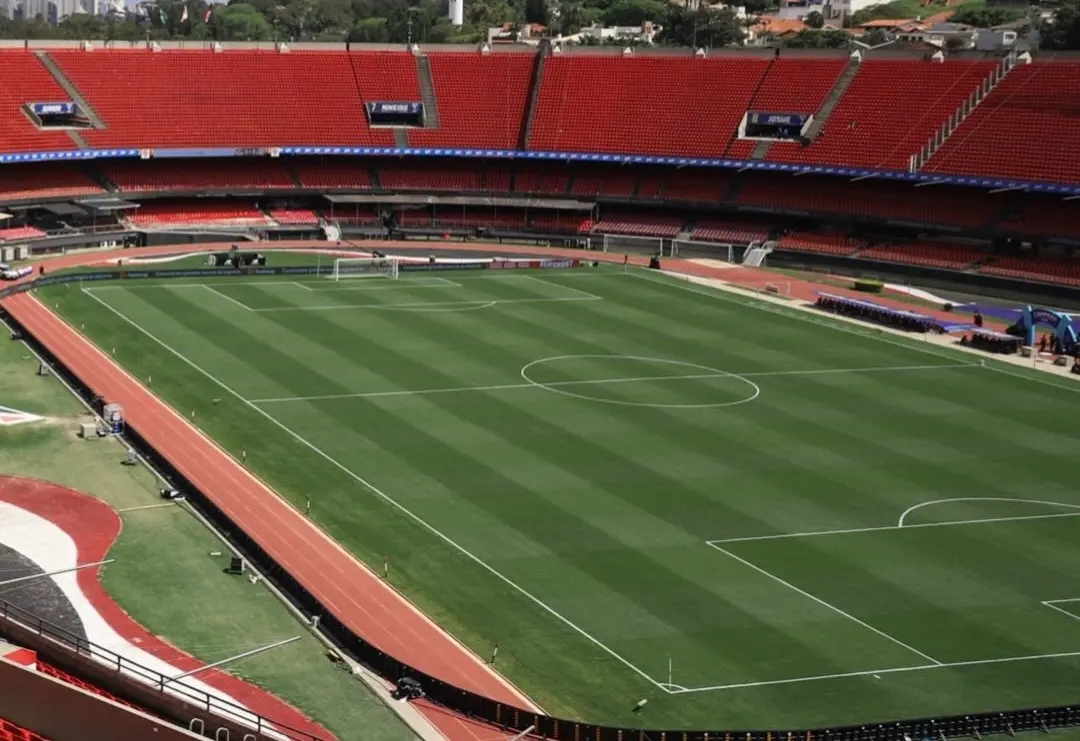 São Paulo repete time, e Corinthians terá Jhonson na decisão do Brasileiro; veja escalações