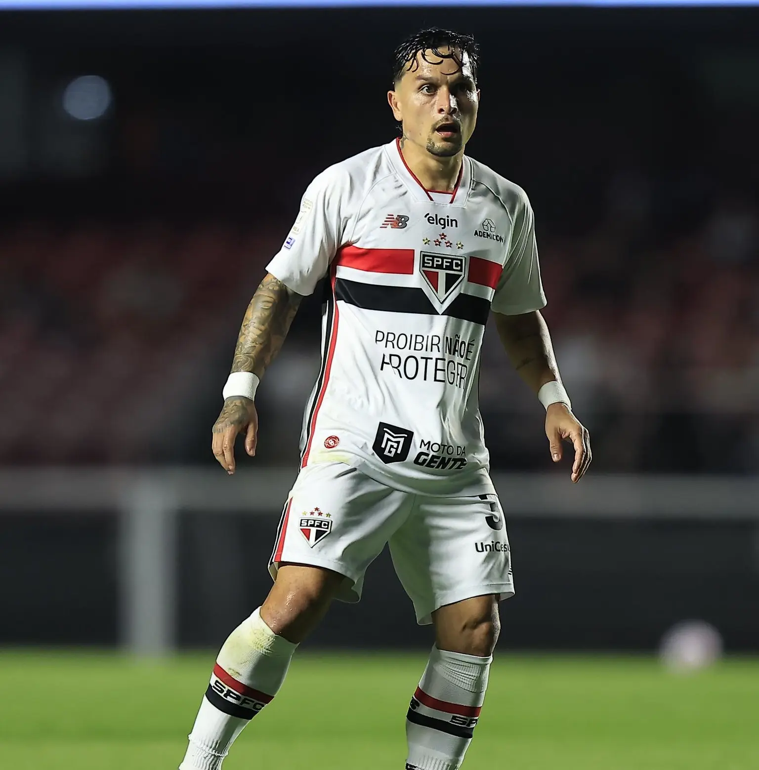 Artur celebra fim de jejum e mira objetivos do São Paulo no Brasileiro: “Hora de olhar para cima”