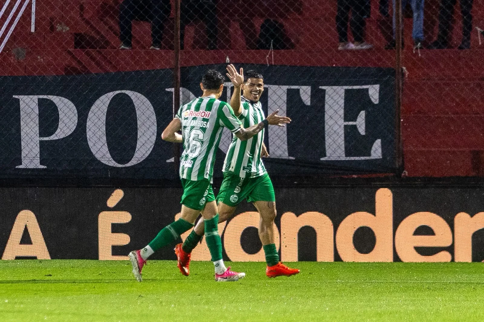 Com golaço, Juventude vence a Ponte Preta e dorme líder da Série B