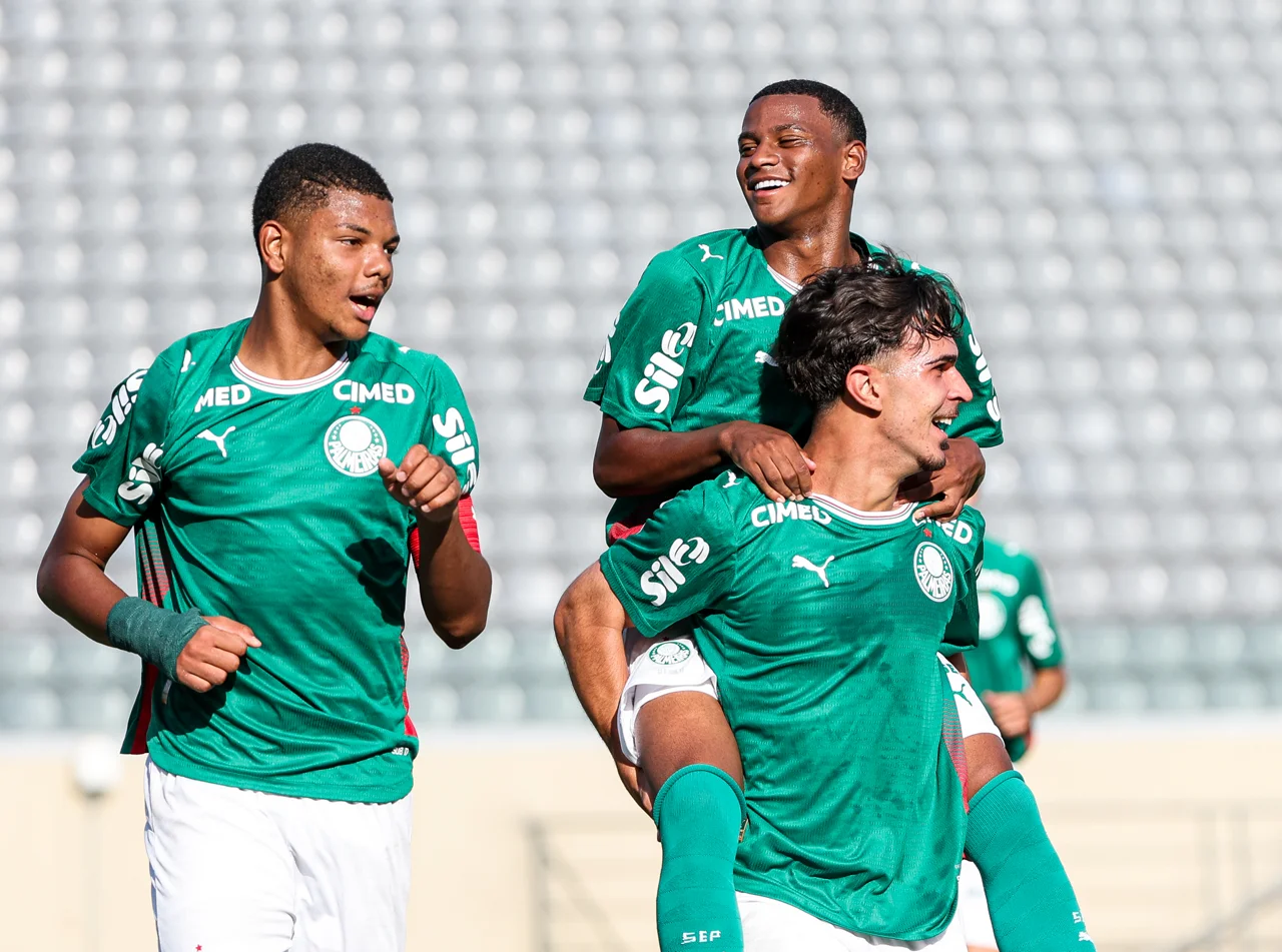 Sub-15 e Sub-17 do Palmeiras vencem e abrem vantagem na terceira fase do Paulistão