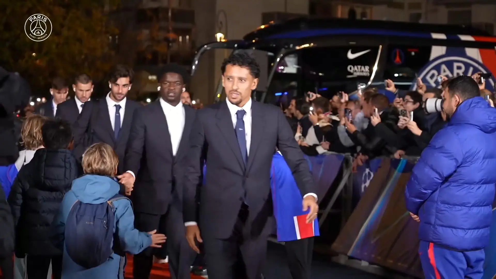 Bastidores: a noite memorável do PSG contra o Barcelona