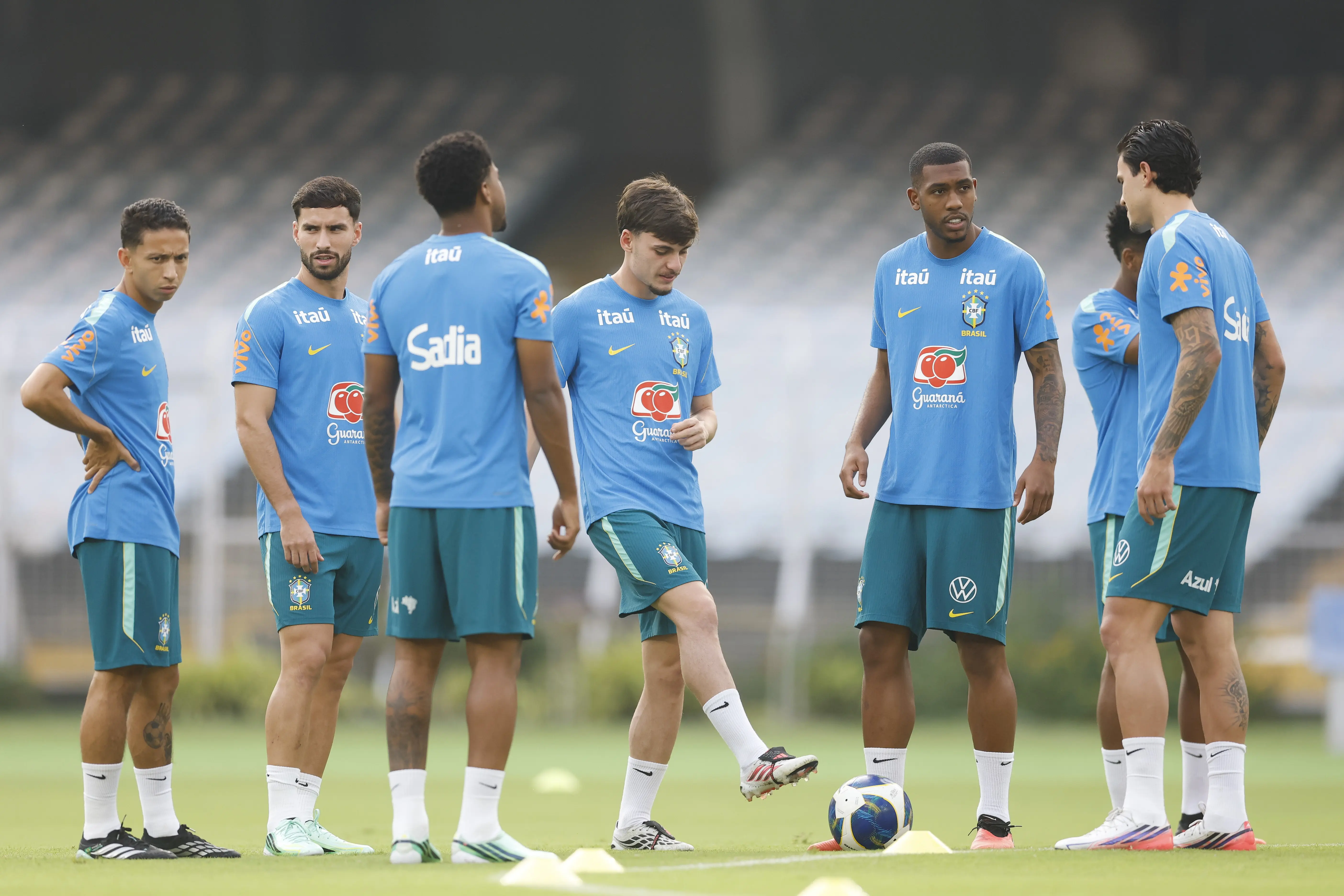Veja fotos do treino da seleção brasileira, na Índia, nesta sexta-feira