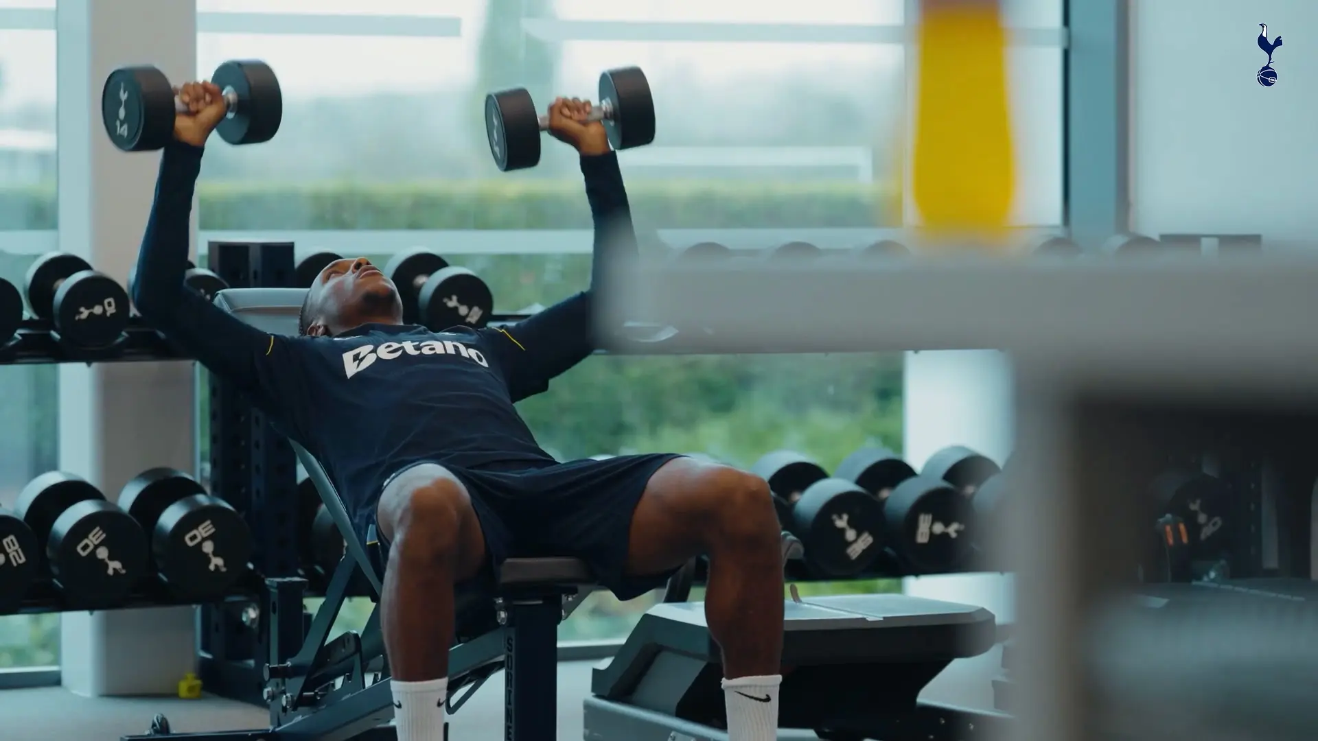 Estrelas do Tottenham preparam-se para o duelo com o Coventry City