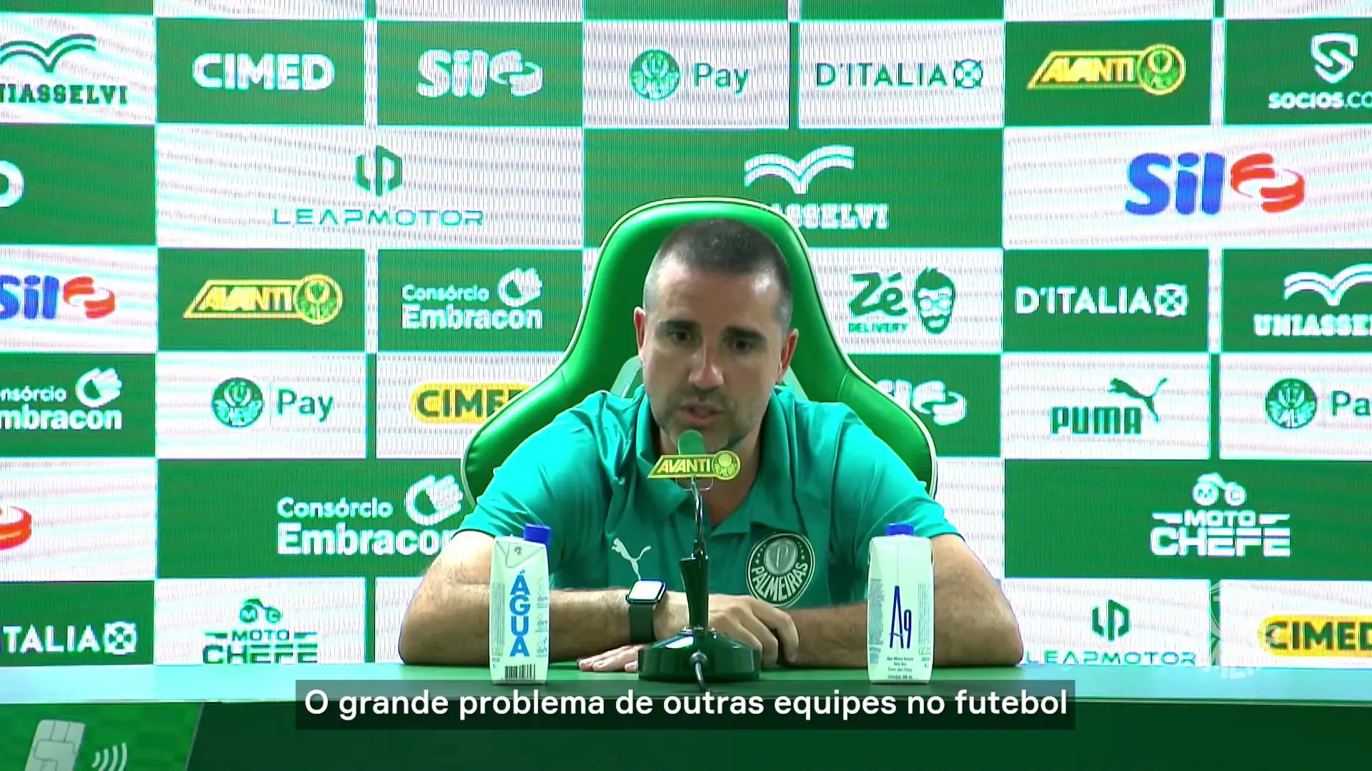 Auxiliar de Abel projeta clássico: “Palmeiras se mobiliza para todos os jogos”