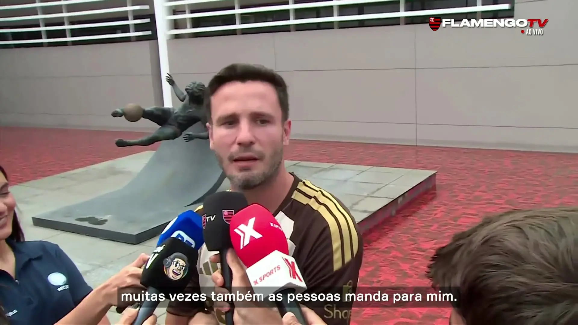 Saúl fala sobre músicas polêmicas e necessidade de ter ritmo de jogo