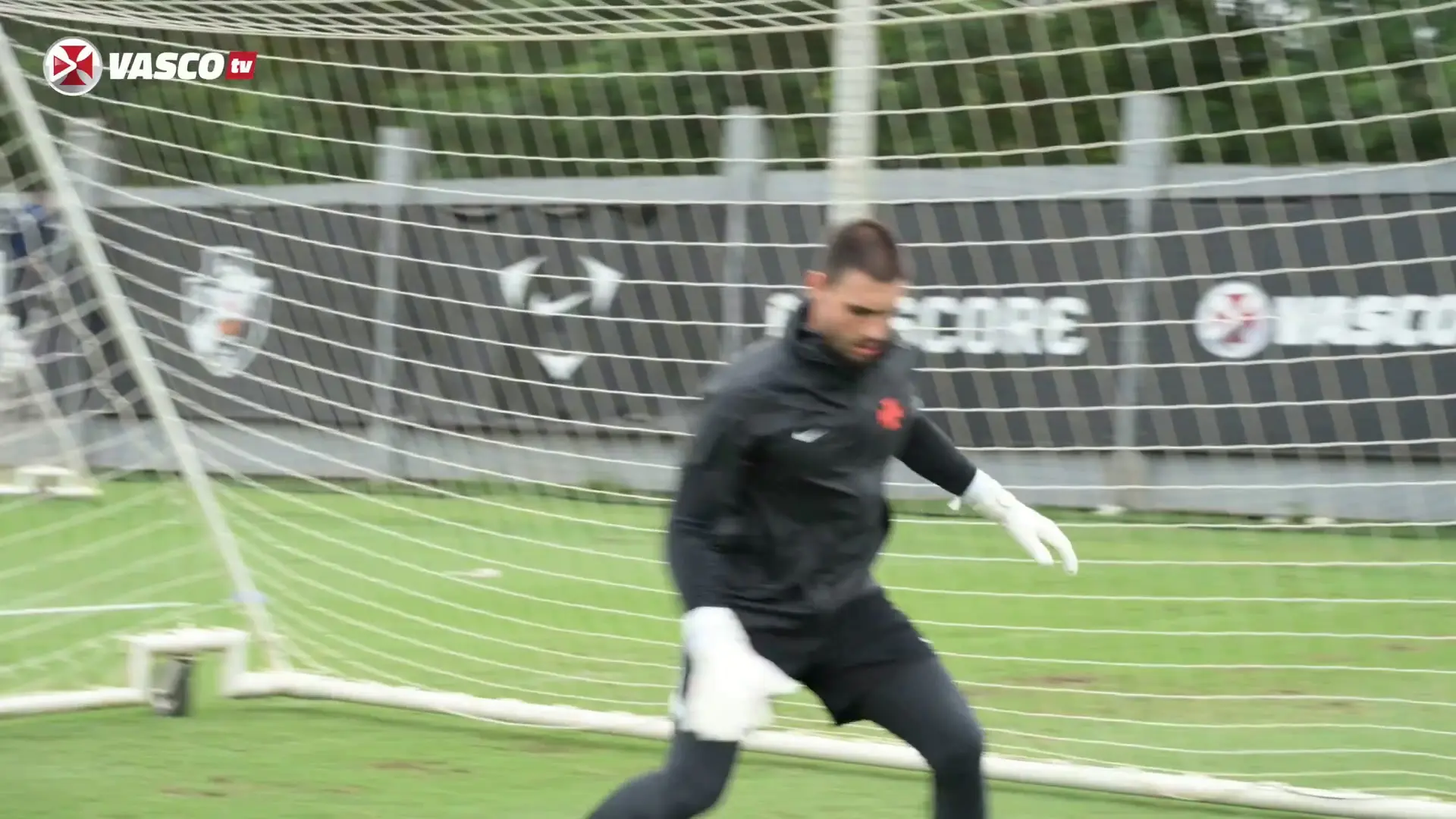 Vasco ajusta detalhes para clássico na volta do Brasileirão