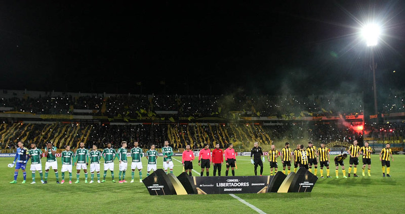 Palmeiras enfrentará equipe uruguaia na Libertadores após sete anos; reveja histórico de confrontos.
