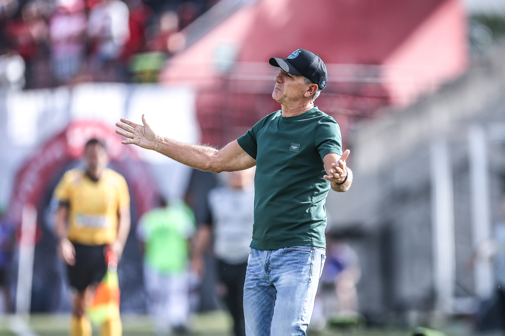 Grêmio x Novo Hamburgo: escalações e transmissão do clássico gaúcho de futebol