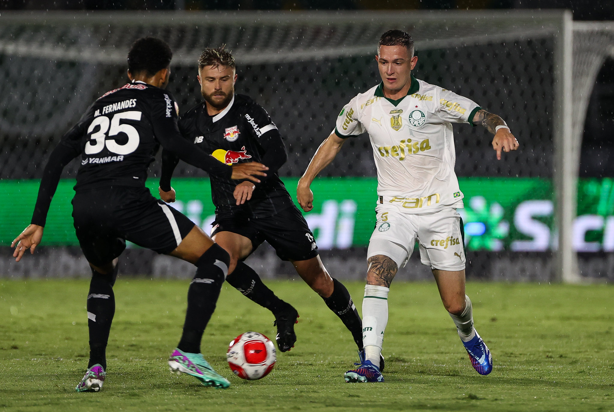 Palmeiras e Red Bull Bragantino se enfrentam pela 10ª rodada do Brasileirão