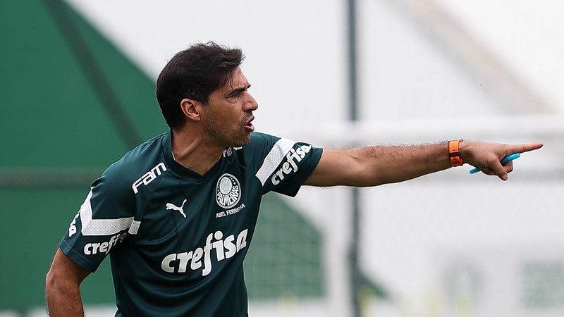 Palmeiras-Liderança Invicta: Abel Ferreira comanda melhor arranque no Campeonato Paulista.