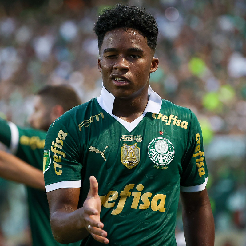 Planos do Real Madrid para Endrick: Presença garantida no elenco principal.