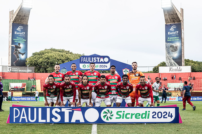 A Potuguesa, que deve ter o auxiliar técnico Fabinho comandado a equipe, deve ir a campo com: Thomazella; Douglas Borel, Quintana, Robson e Patrick; Zé Ricardo, Ricardinho (Tauã) e Dudu Miraíma; Felipe Marques, Paraizo e Giovanni Augusto