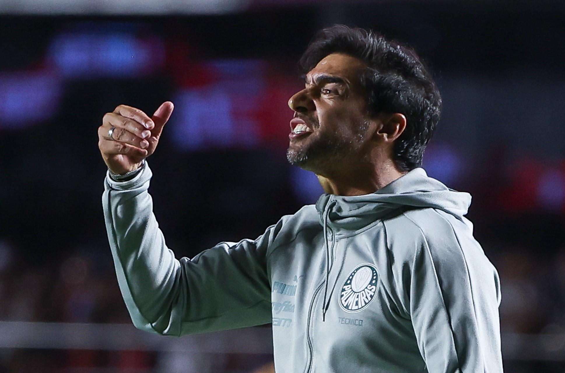 Reunião entre São Paulo e Palmeiras para coletiva de Abel Ferreira no Morumbi