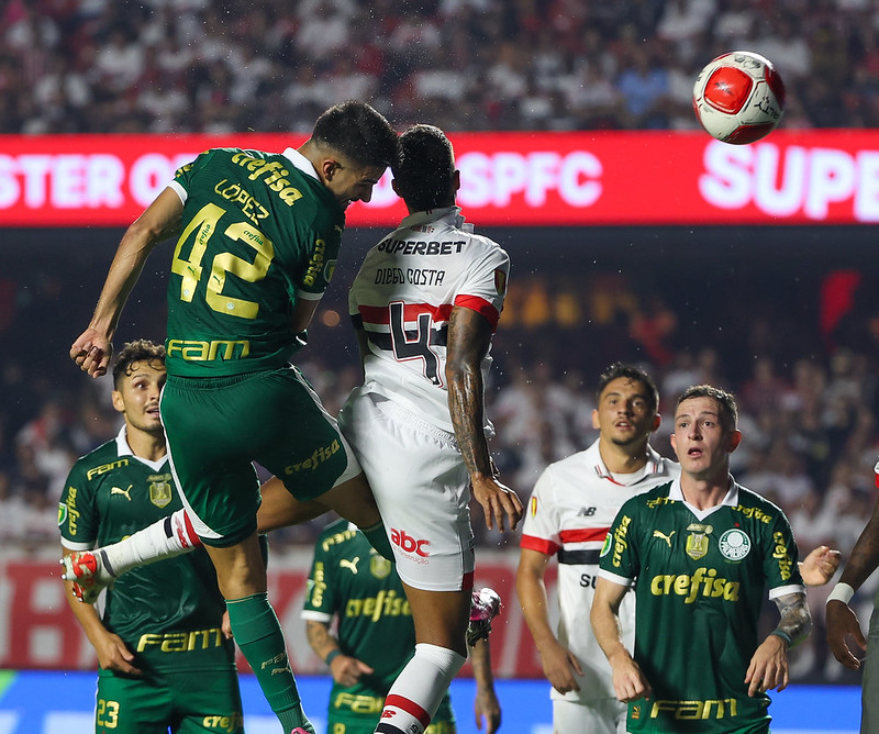Palmeiras mantém bom desempenho em clássicos no Campeonato Paulista.