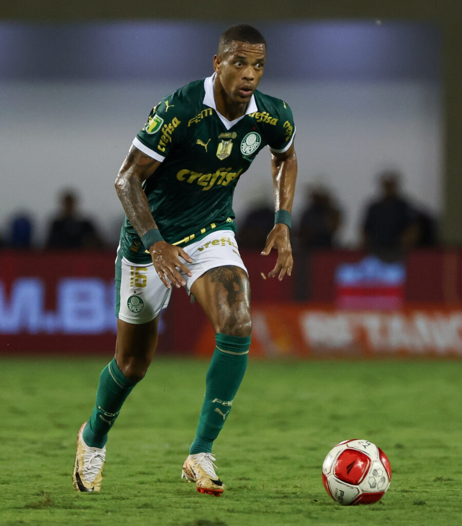 Caio Paulista: entrou no segundo tempo e deu um novo fôlego ao lado esquerdo do ataque alviverde. Fez uma boa partida.