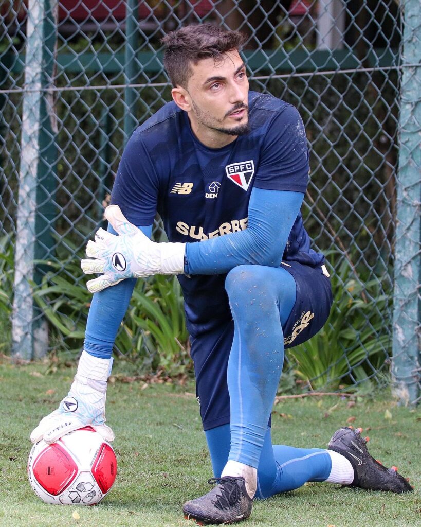 (Foto: Reprodução/São Paulo) 